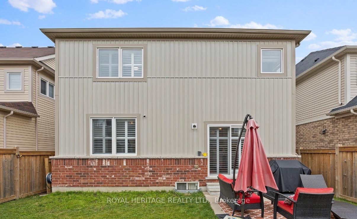 Photo 36 of 51 Henry Smith Avenue, Clarington, Bowmanville — HOMEH