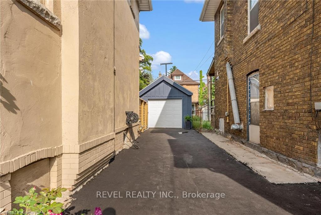 Photo 41 of 37 Burris Street, Hamilton, Gibson — HOMEH