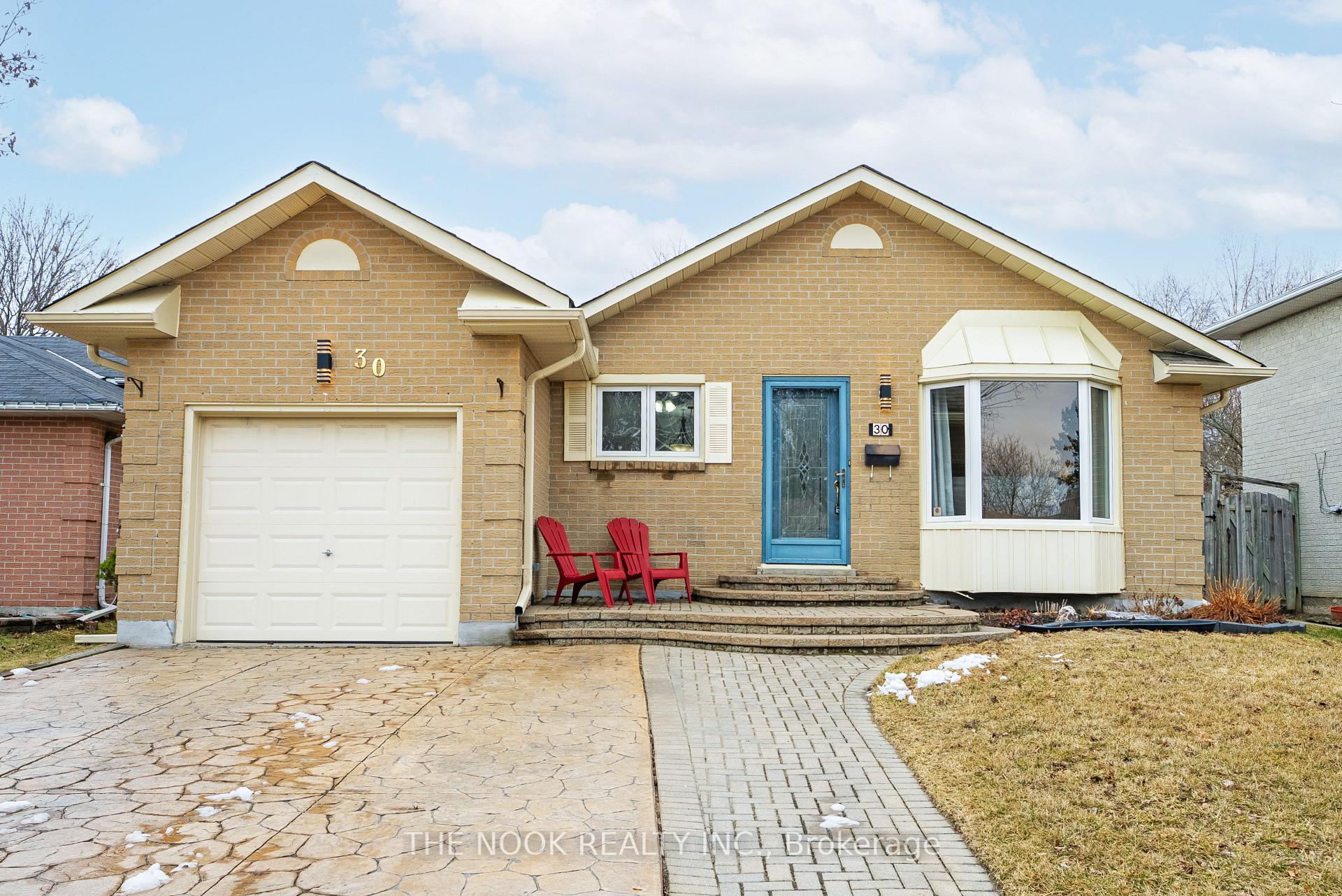 Photo 1 of 30 Centerfield Drive, Clarington, Courtice — HOMEH