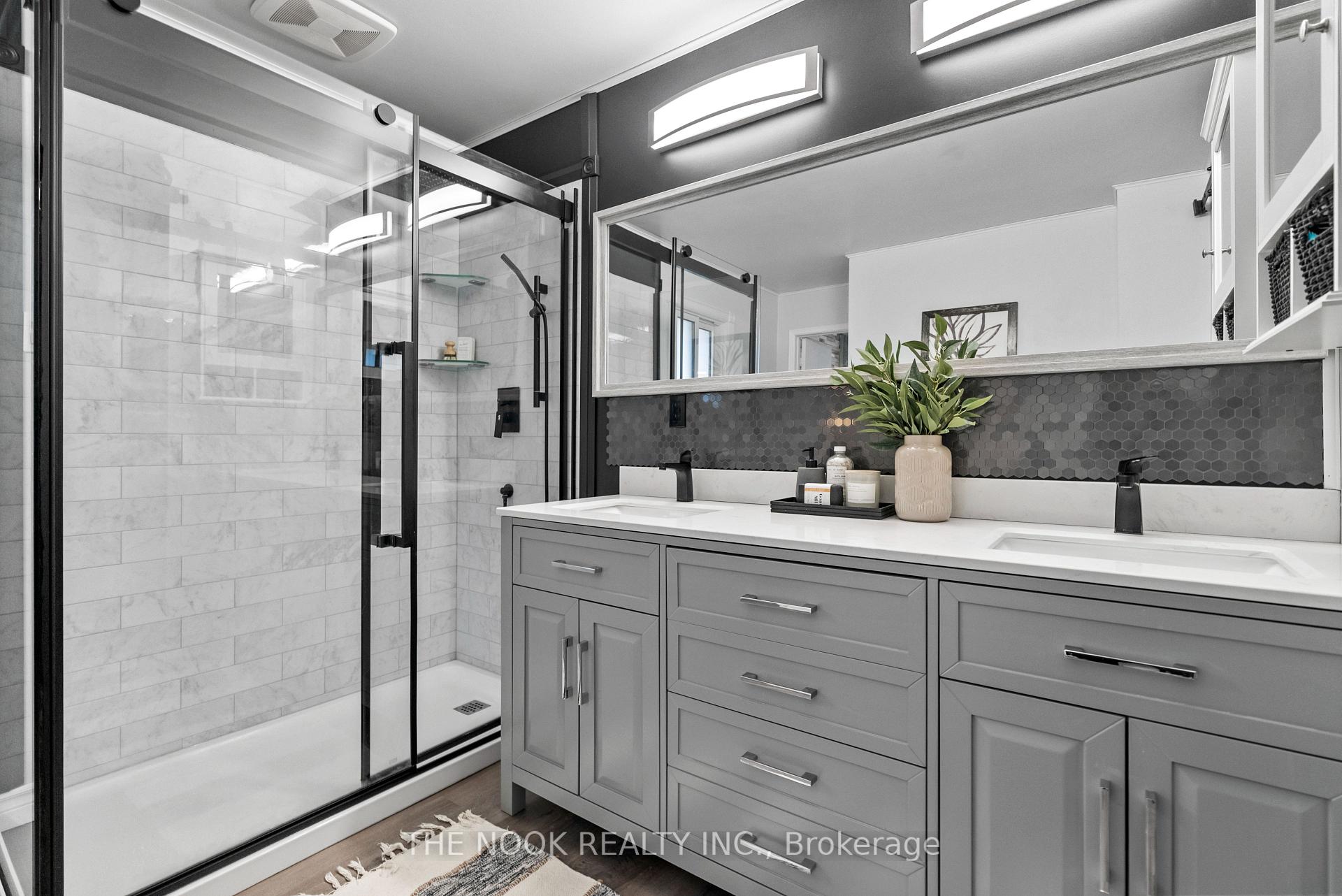 Photo 15 of 30 Centerfield Drive, Clarington, Courtice — HOMEH