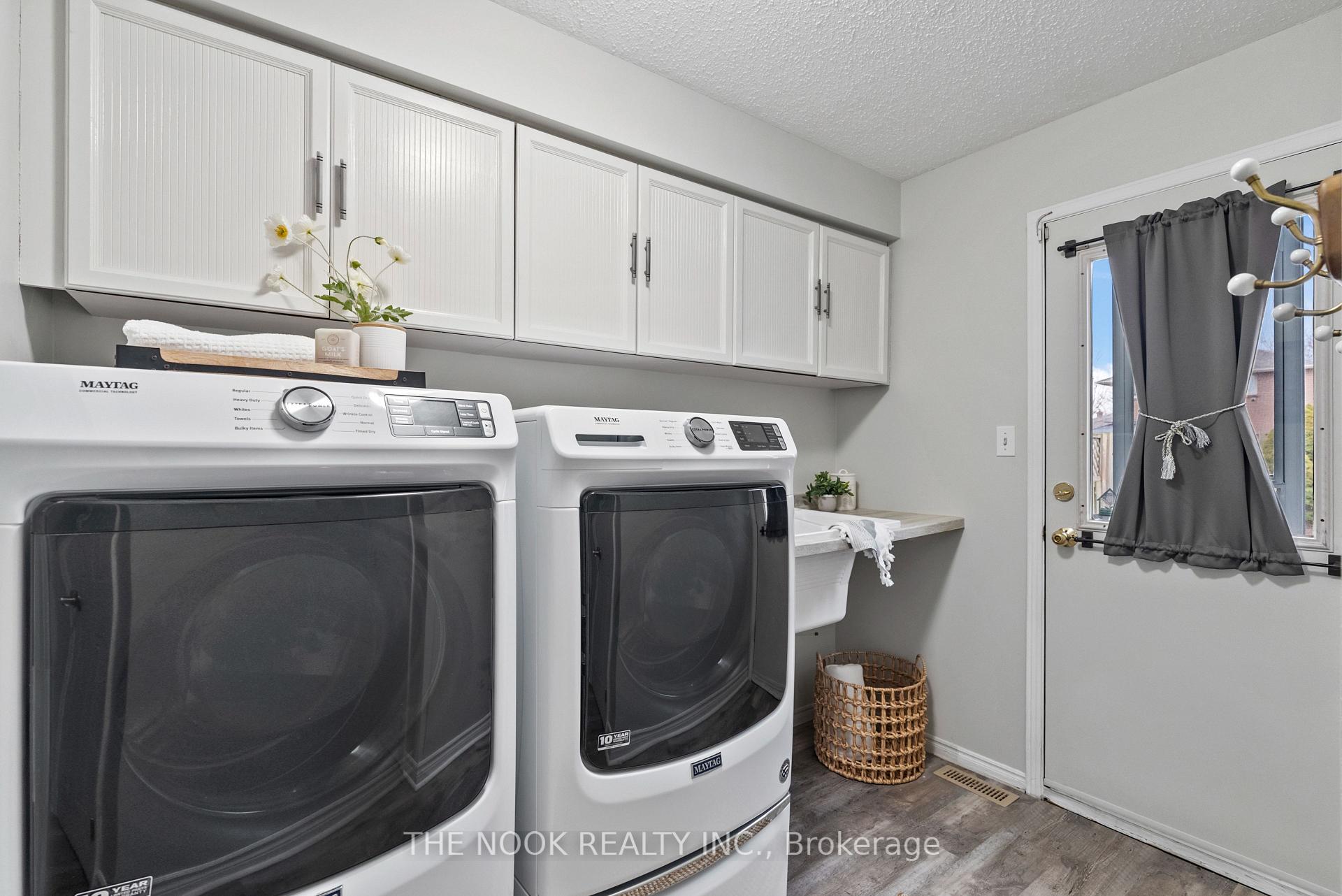 Photo 25 of 30 Centerfield Drive, Clarington, Courtice — HOMEH