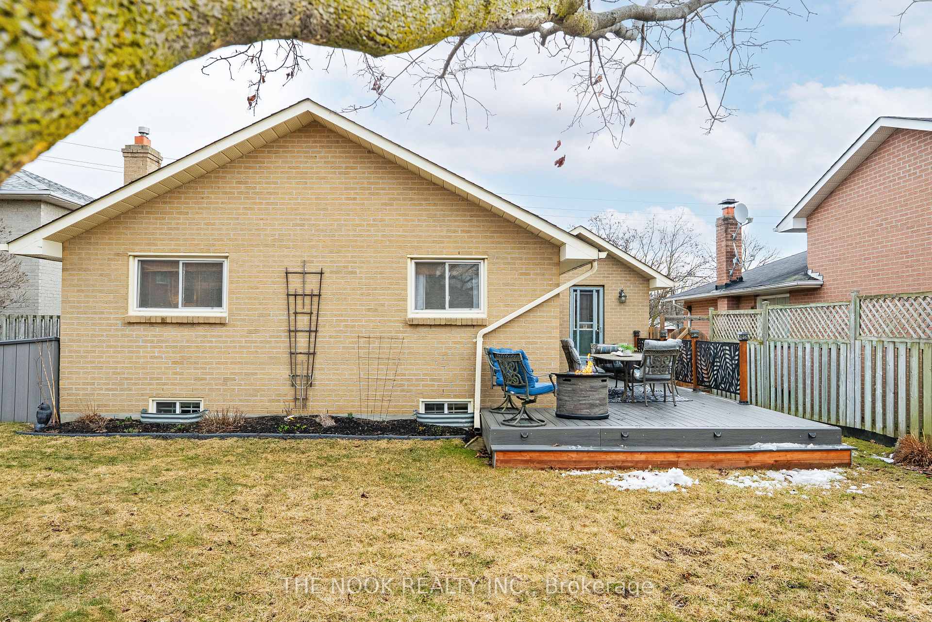 Photo 33 of 30 Centerfield Drive, Clarington, Courtice — HOMEH