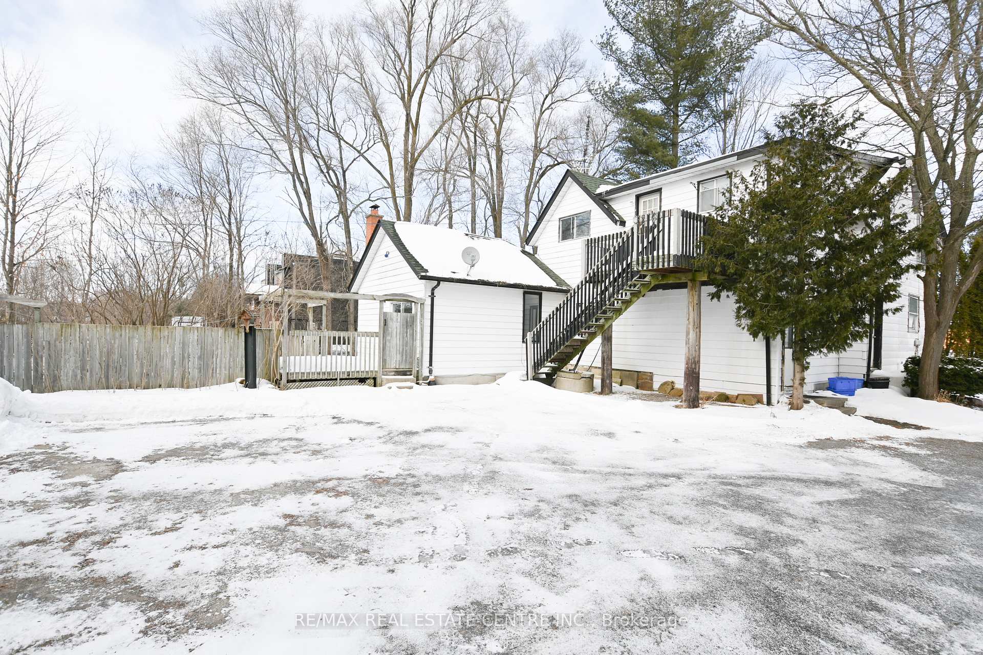 Front of 6010 Old Scugog Road
