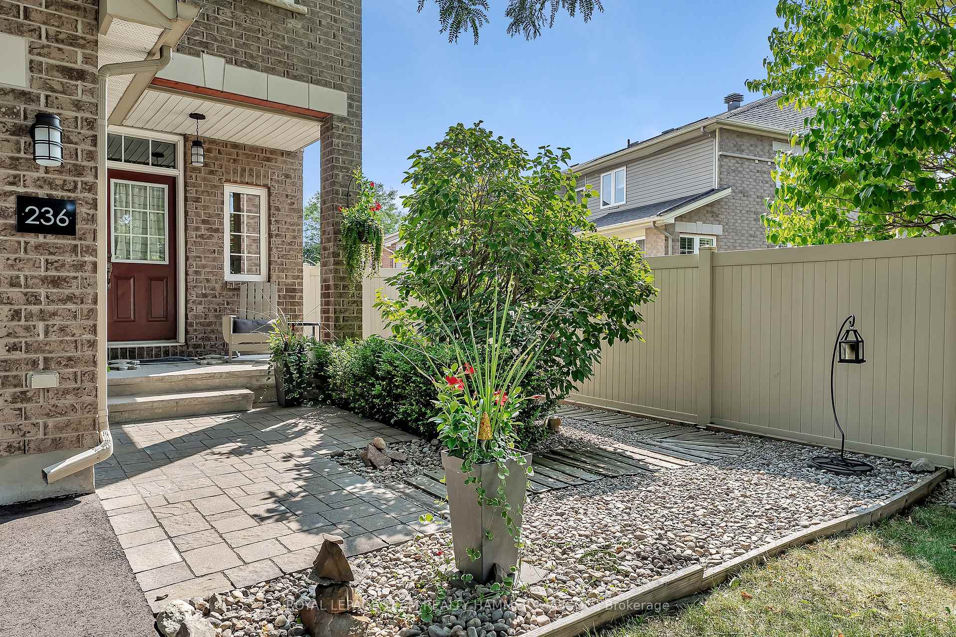 Photo 2 of 236 Bookton Place, Ottawa, Riverside South/Gloucester Glen — HOMEH