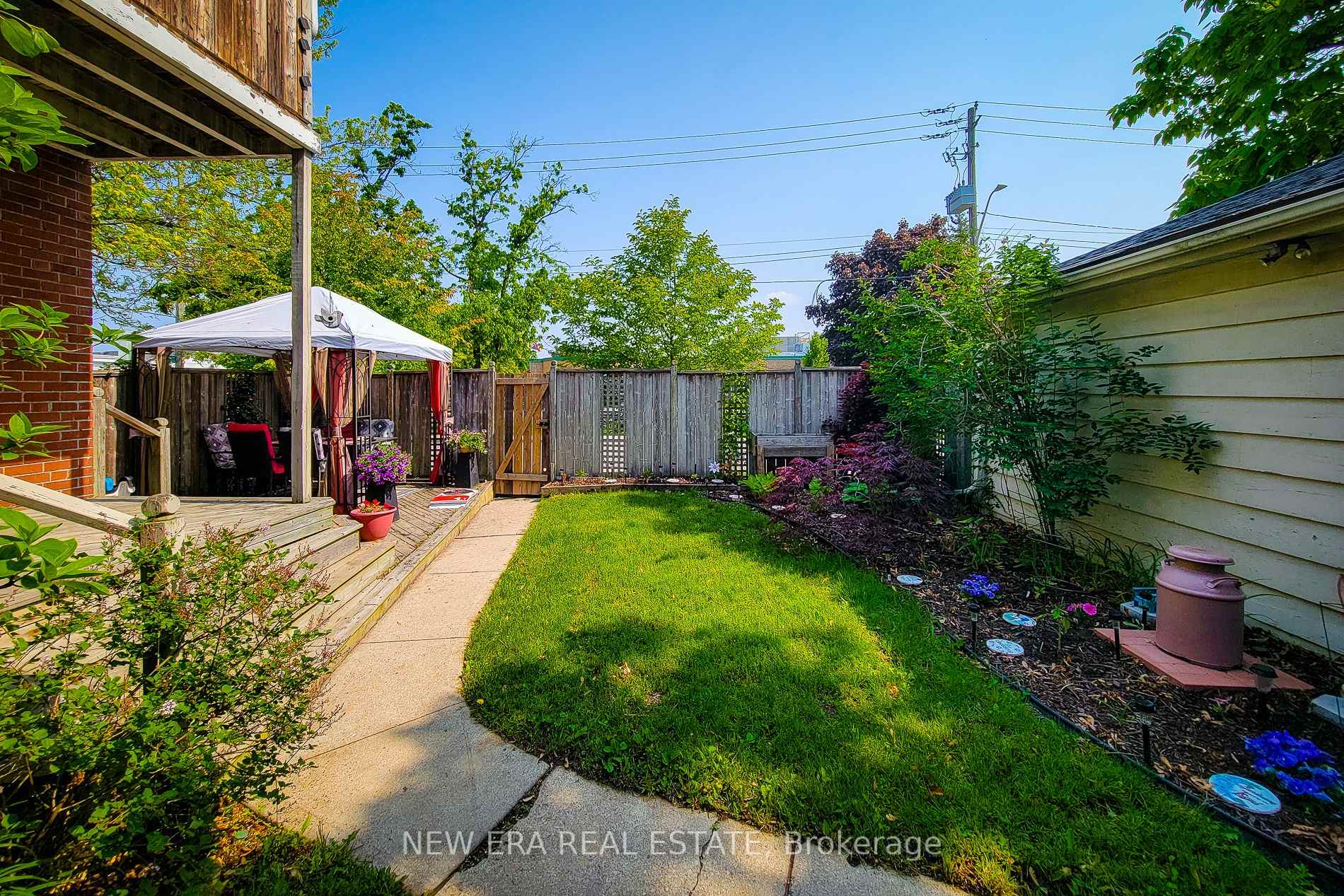 Photo 9 of 131 Erindale Avenue, Hamilton, Rosedale — HOMEH