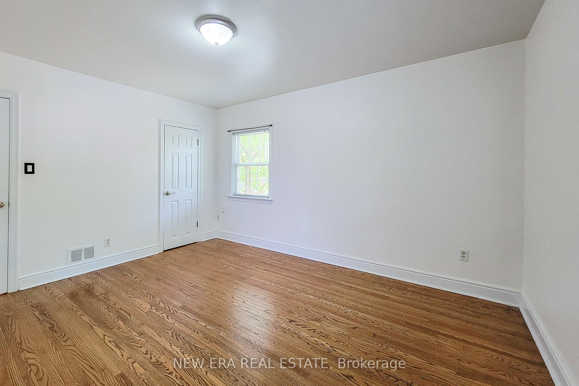 Photo 42 of 131 Erindale Avenue, Hamilton, Rosedale — HOMEH