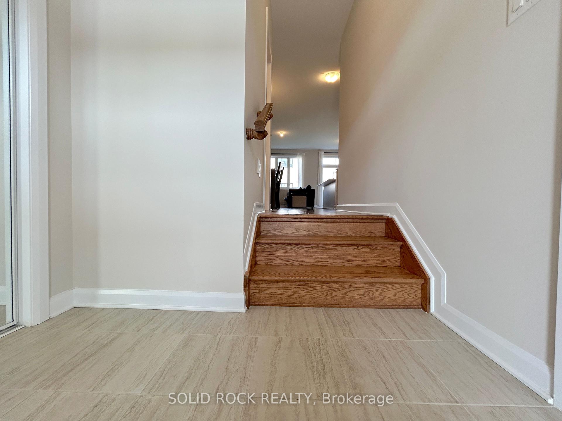 Photo 2 of 180 Chakra Street, Ottawa, Barrhaven - Heritage Park — HOMEH