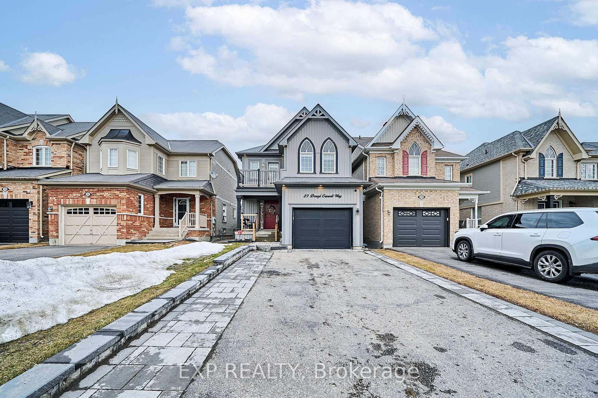 Front of 27 Darryl Caswell Way