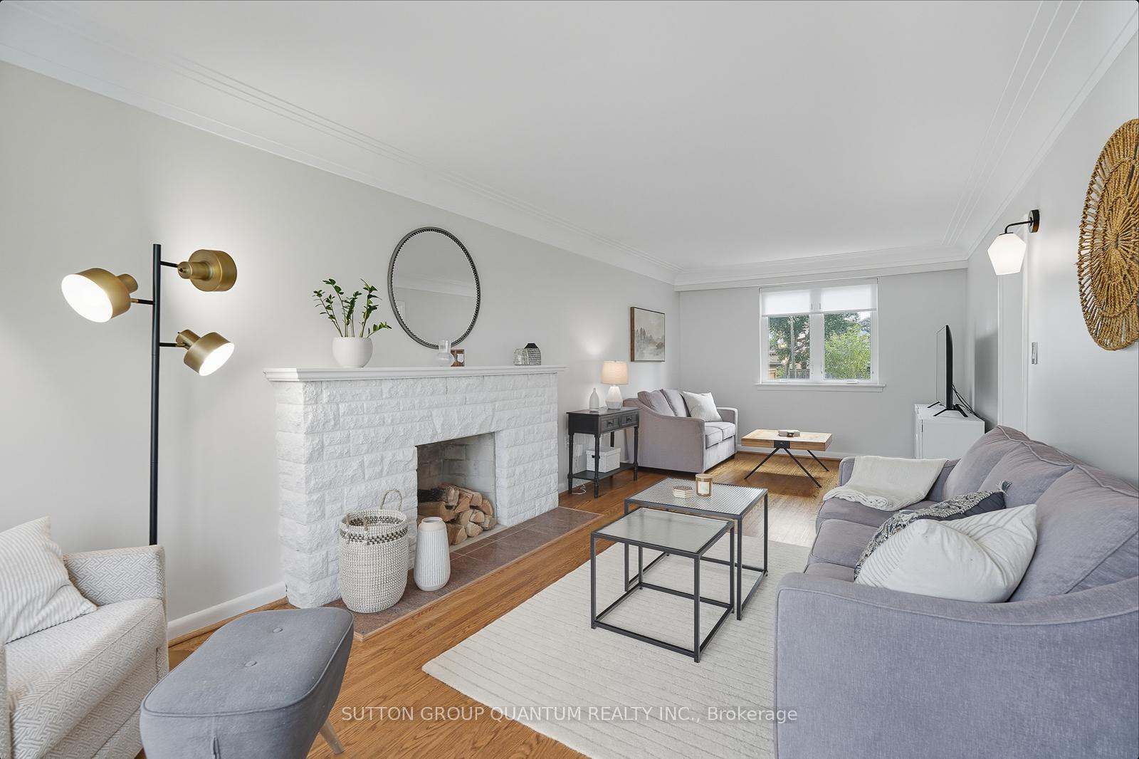 Photo 4 of 95 Pottruff Road S, Hamilton, Corman — HOMEH