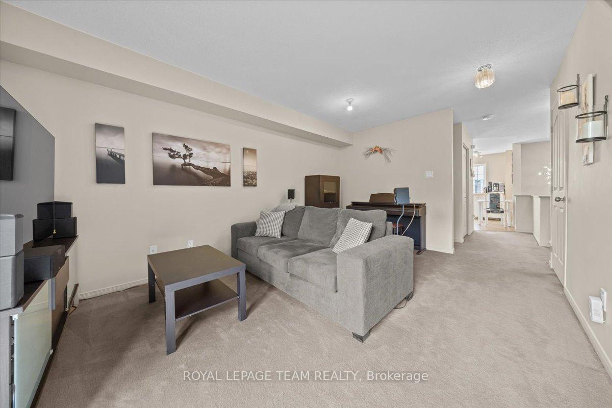 Photo 6 of 157 Fordham Private, Ottawa, Central Park — HOMEH
