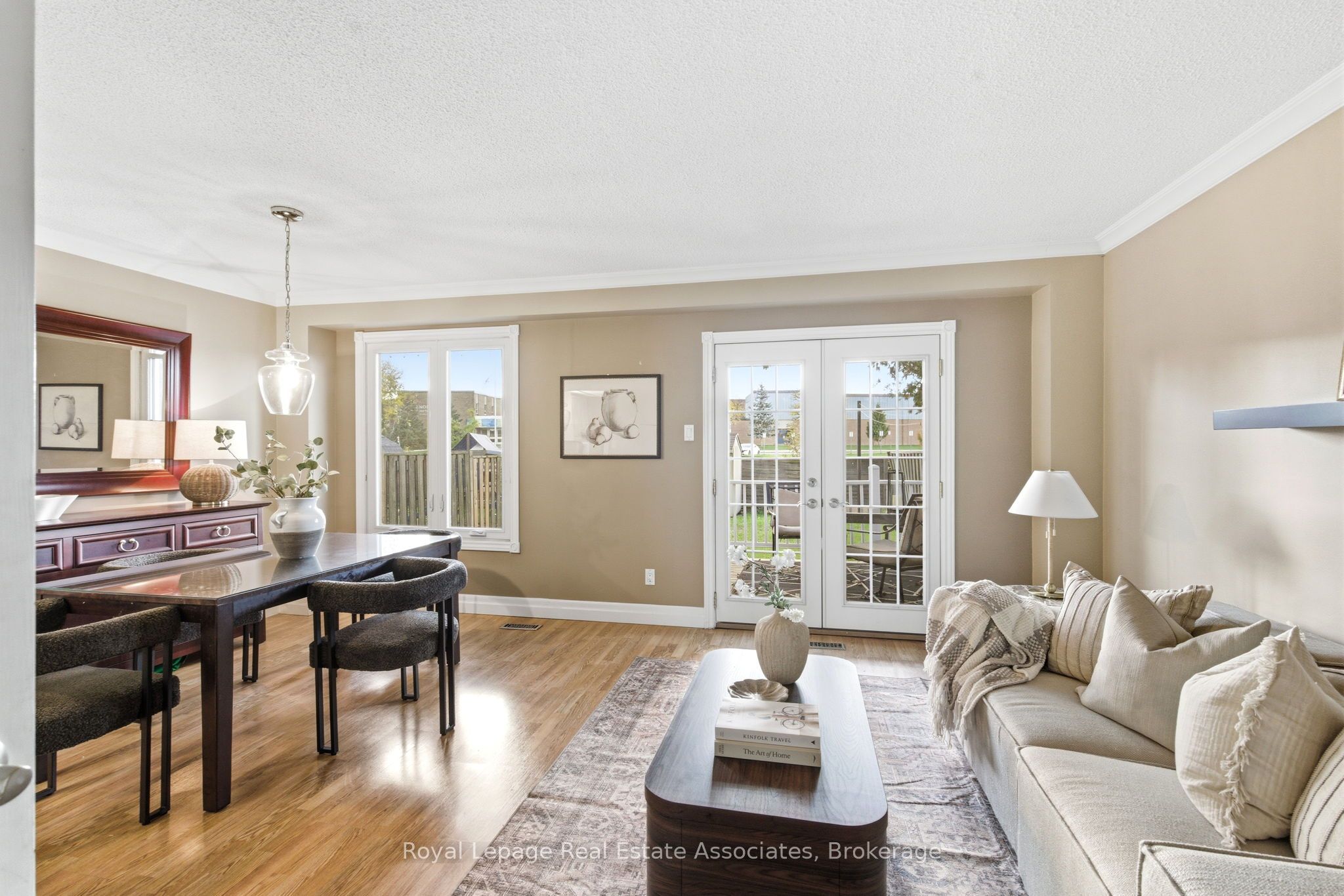 Photo 43 of 60 Newbridge Crescent, Brampton, Westgate — HOMEH