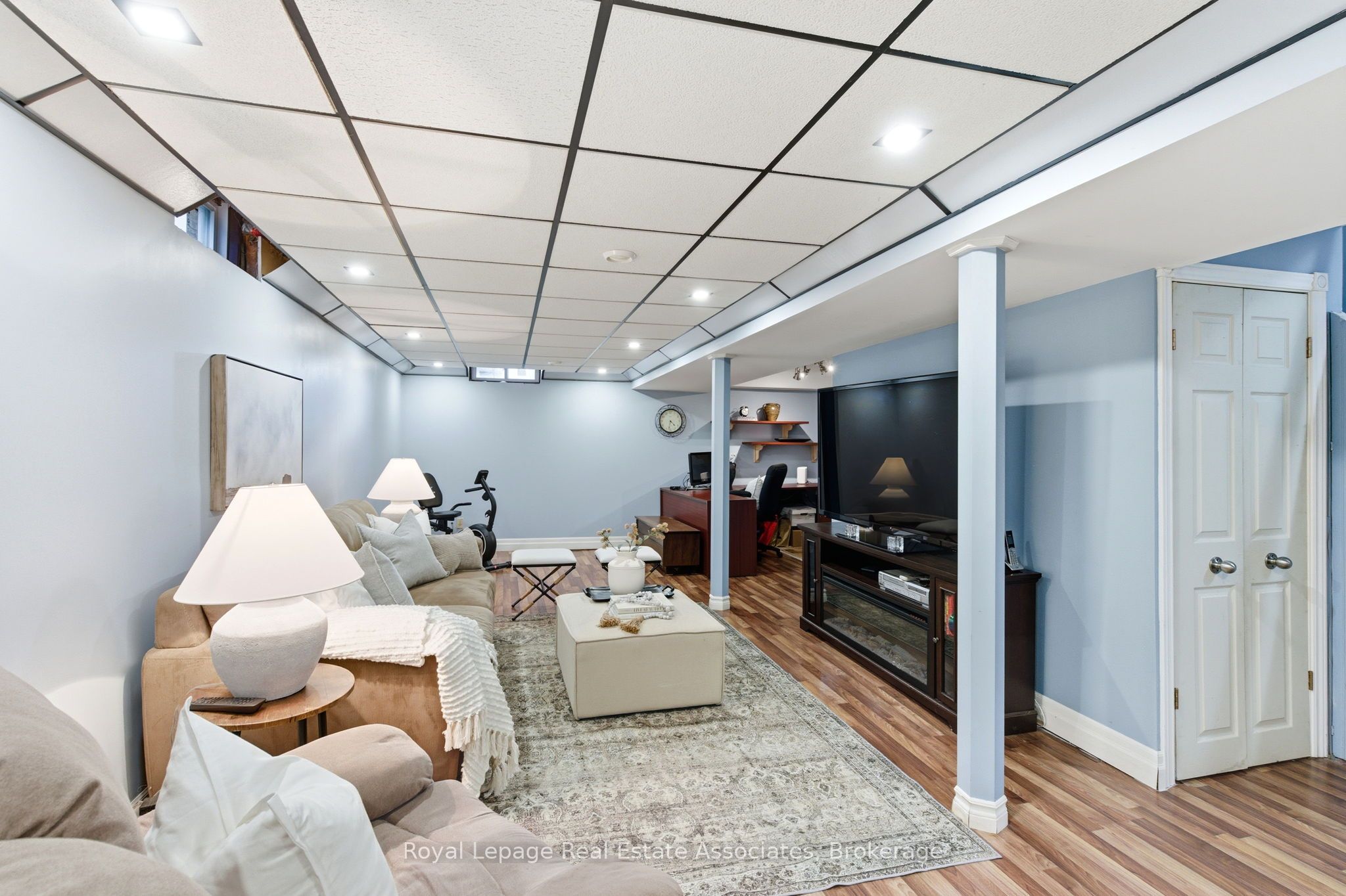 Photo 64 of 60 Newbridge Crescent, Brampton, Westgate — HOMEH