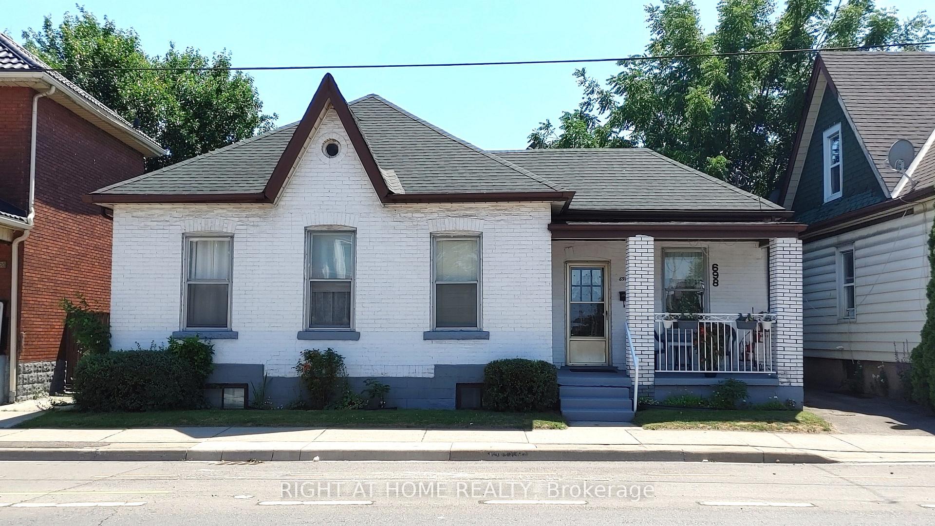 Photo 3 of 698 Cannon Street E, Hamilton, Gibson — HOMEH