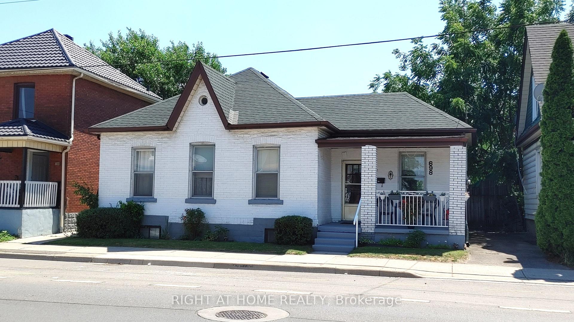 Photo 4 of 698 Cannon Street E, Hamilton, Gibson — HOMEH