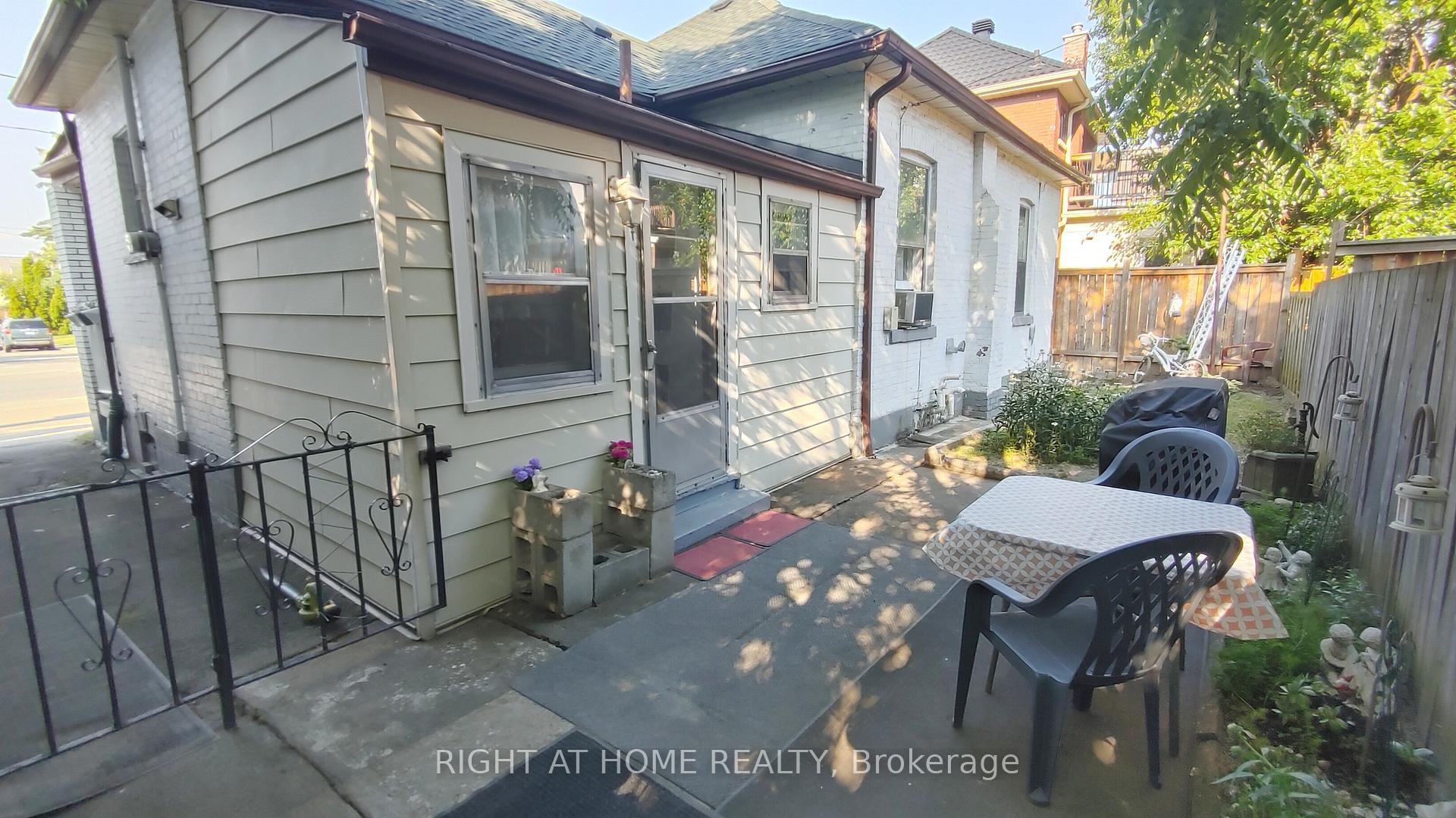 Photo 28 of 698 Cannon Street E, Hamilton, Gibson — HOMEH