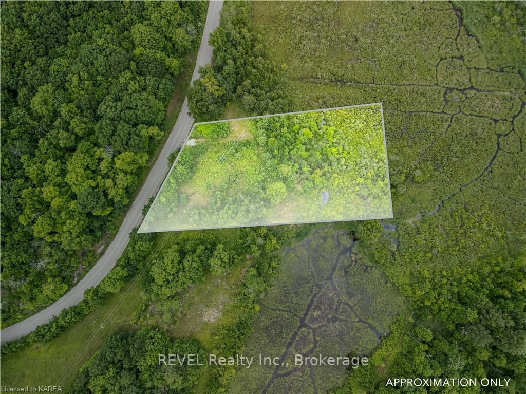 Front of 00 White Lake Road
