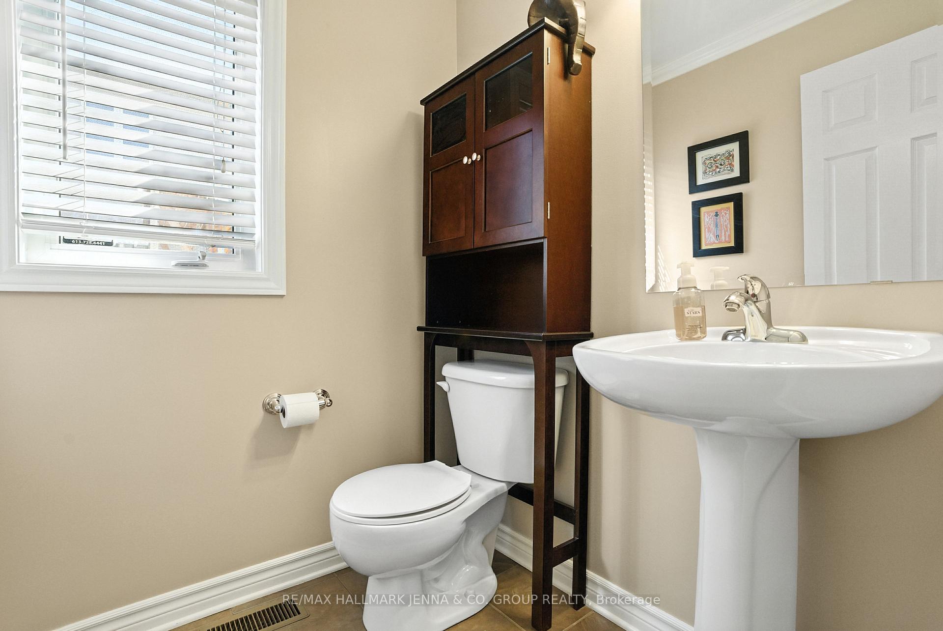 Photo 3 of 100 Sorento Street, Ottawa, Barrhaven - Strandherd — HOMEH