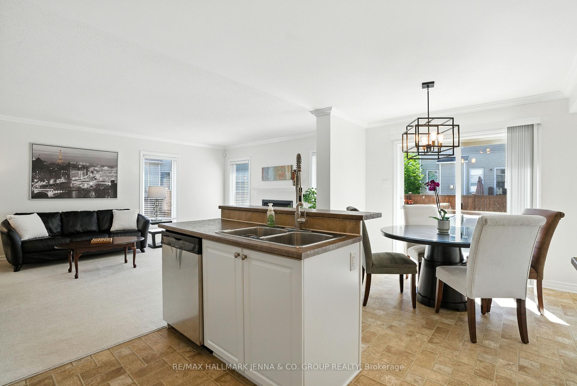 Photo 7 of 100 Sorento Street, Ottawa, Barrhaven - Strandherd — HOMEH