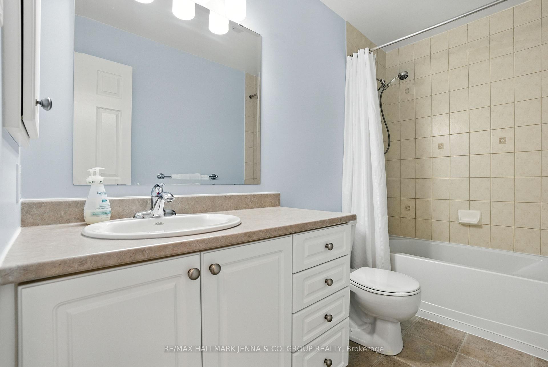 Photo 11 of 100 Sorento Street, Ottawa, Barrhaven - Strandherd — HOMEH