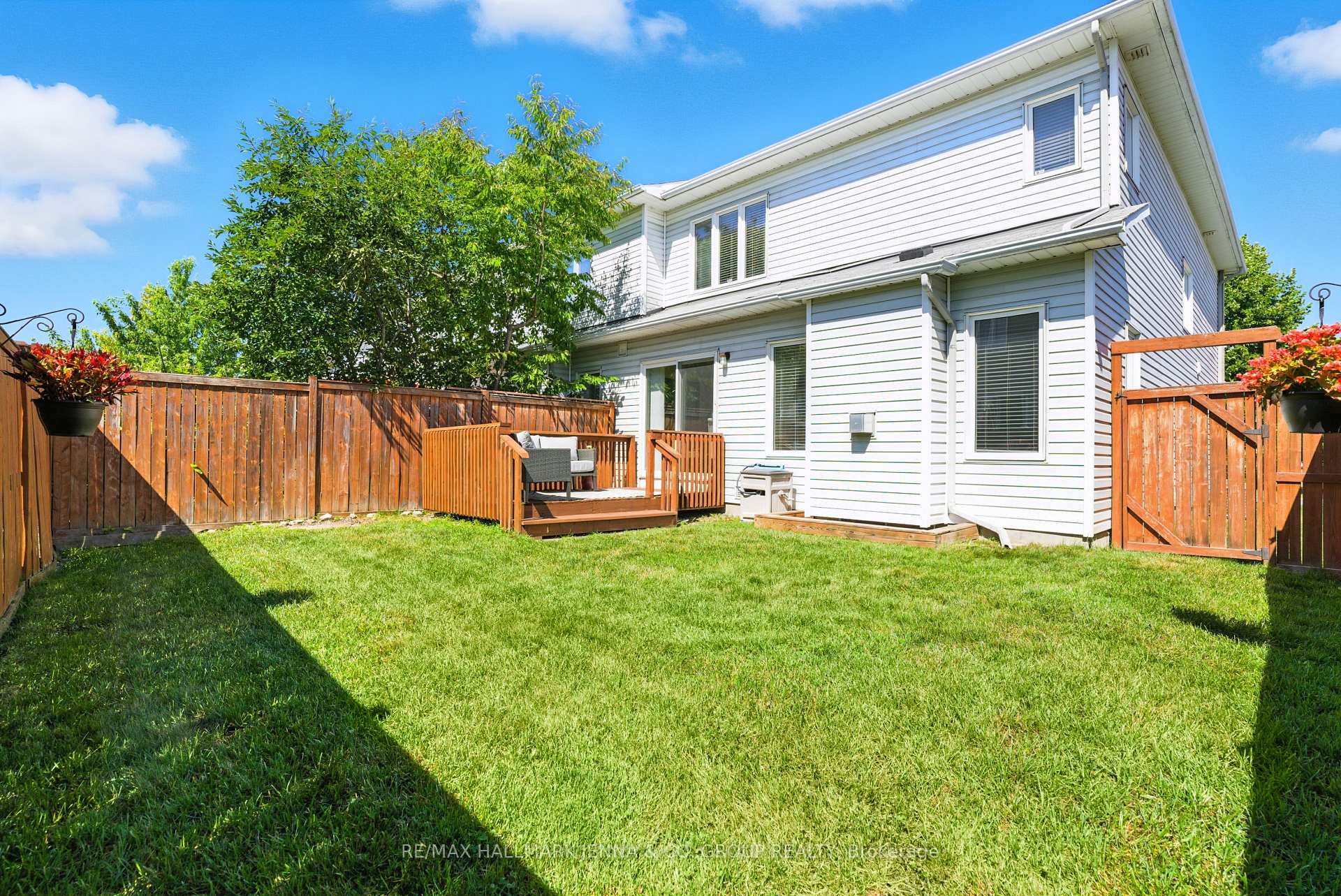 Photo 19 of 100 Sorento Street, Ottawa, Barrhaven - Strandherd — HOMEH