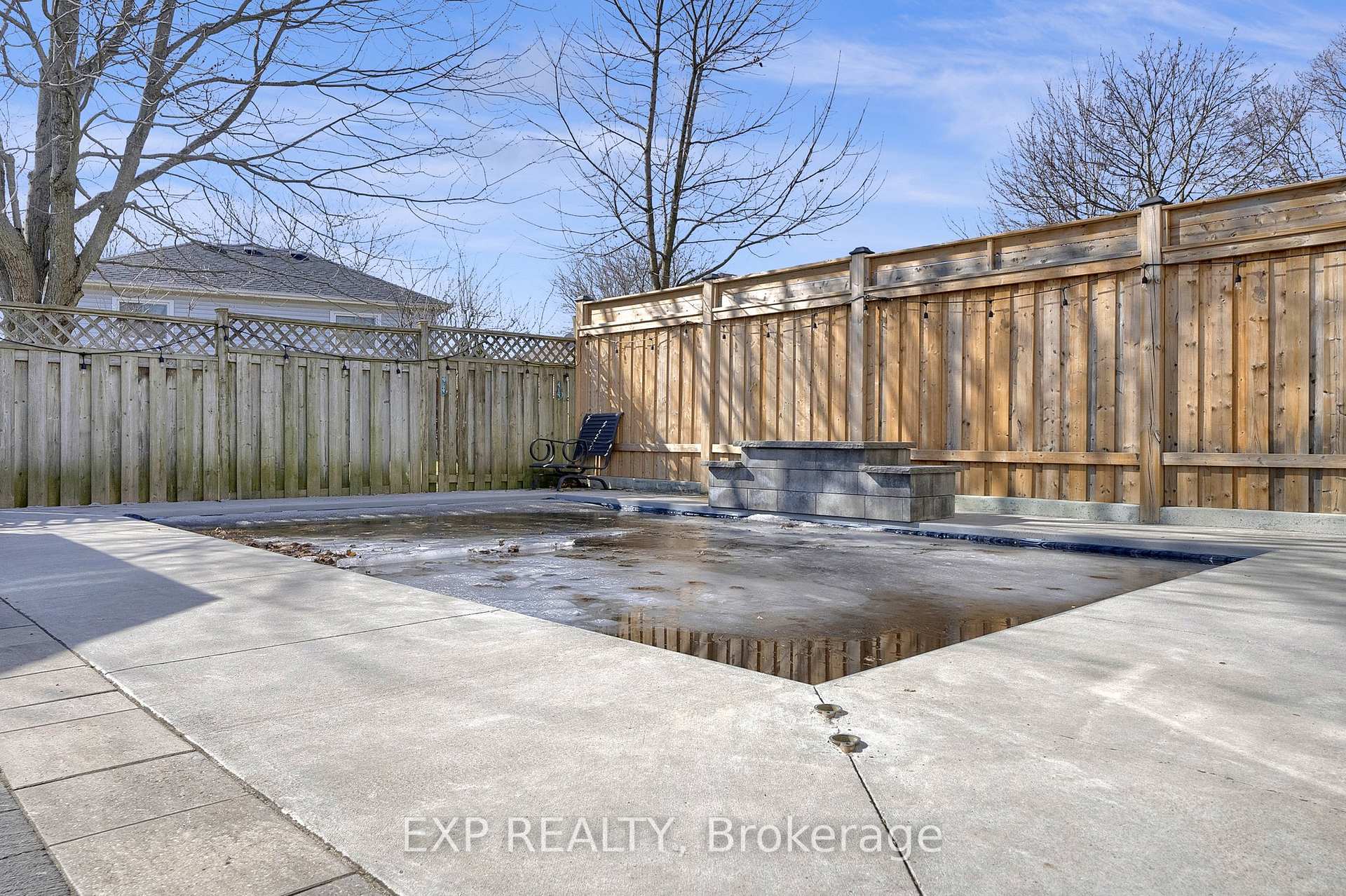 Photo 21 of 26 Lillian Crescent, Clarington, Newcastle — HOMEH