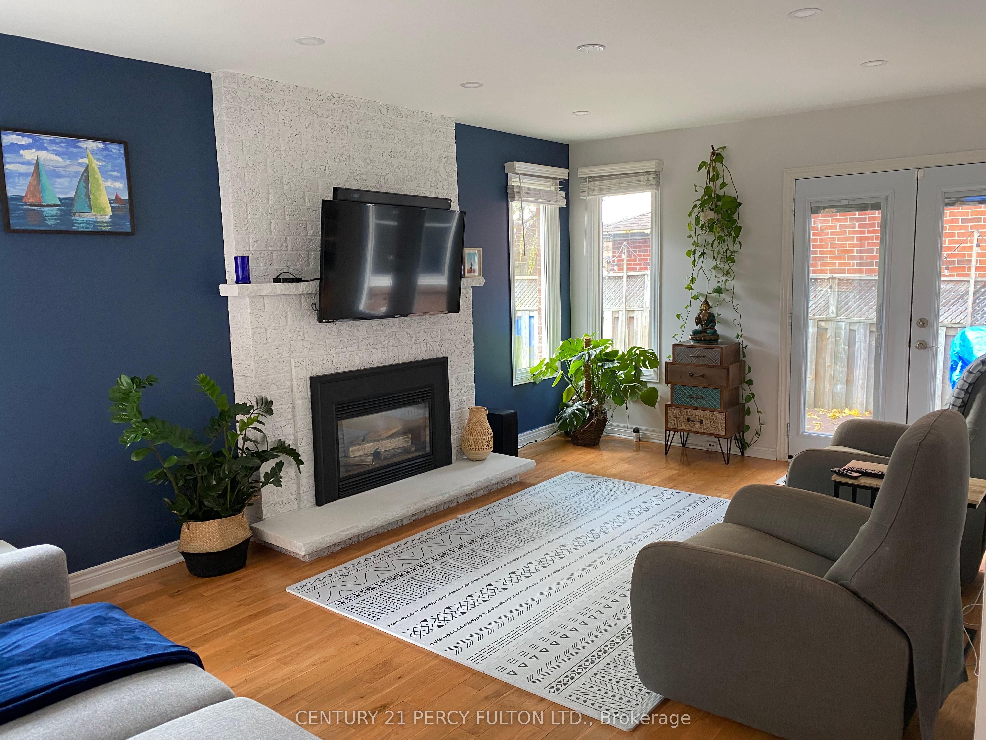 Photo 28 of 30 Harbord Crescent, Ajax, South West — HOMEH
