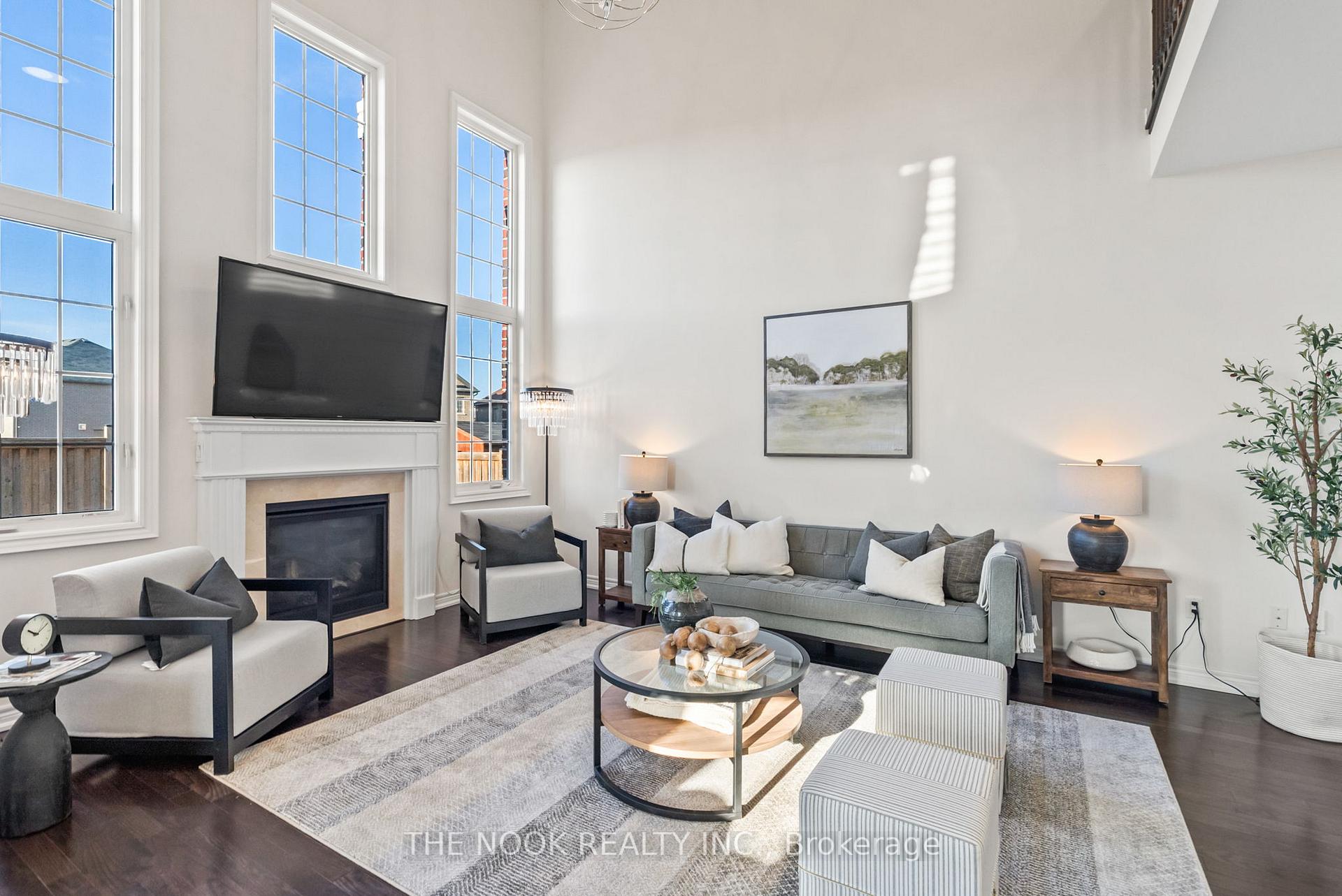 Photo 10 of 50 Grady Drive, Clarington, Newcastle — HOMEH