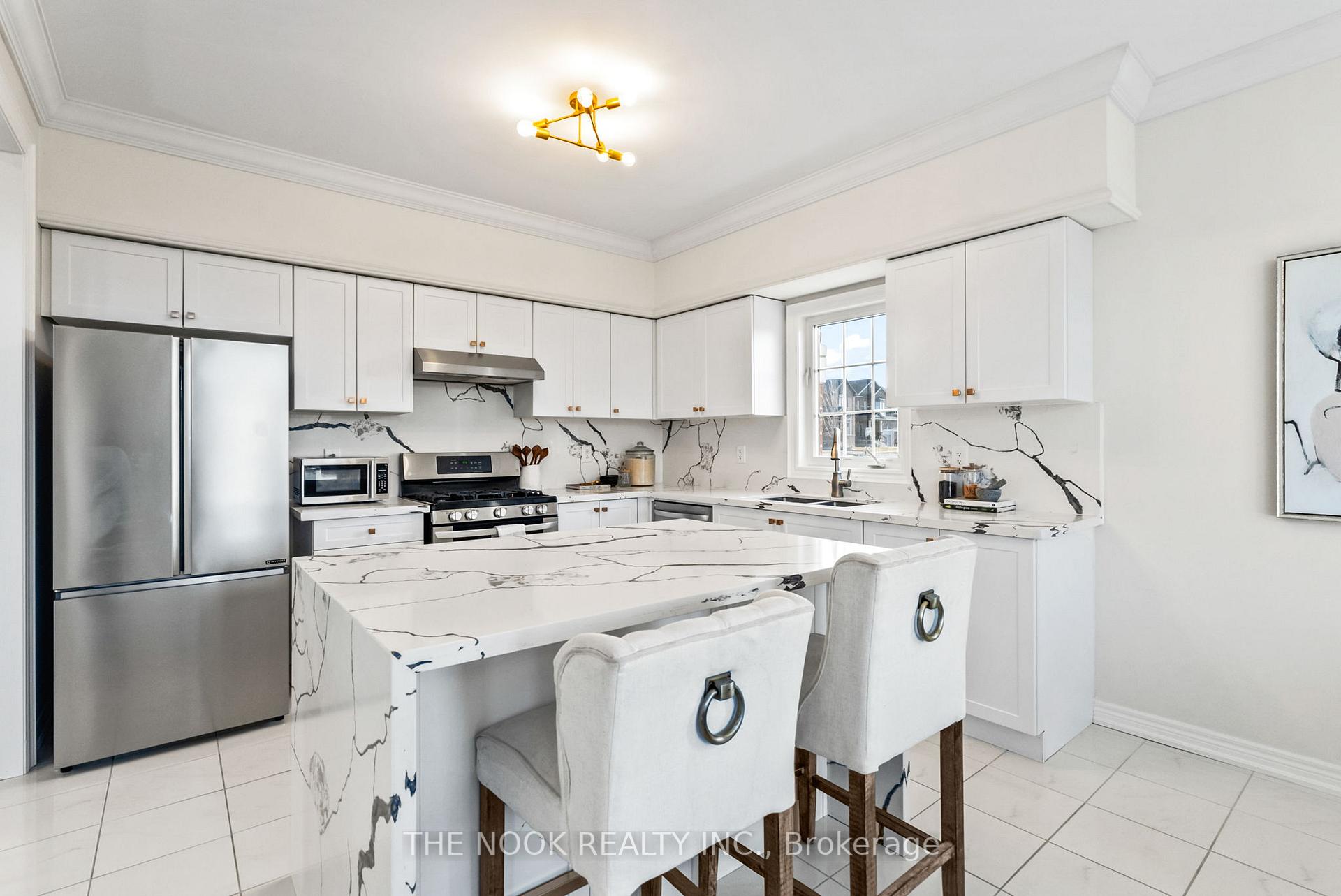 Photo 16 of 50 Grady Drive, Clarington, Newcastle — HOMEH