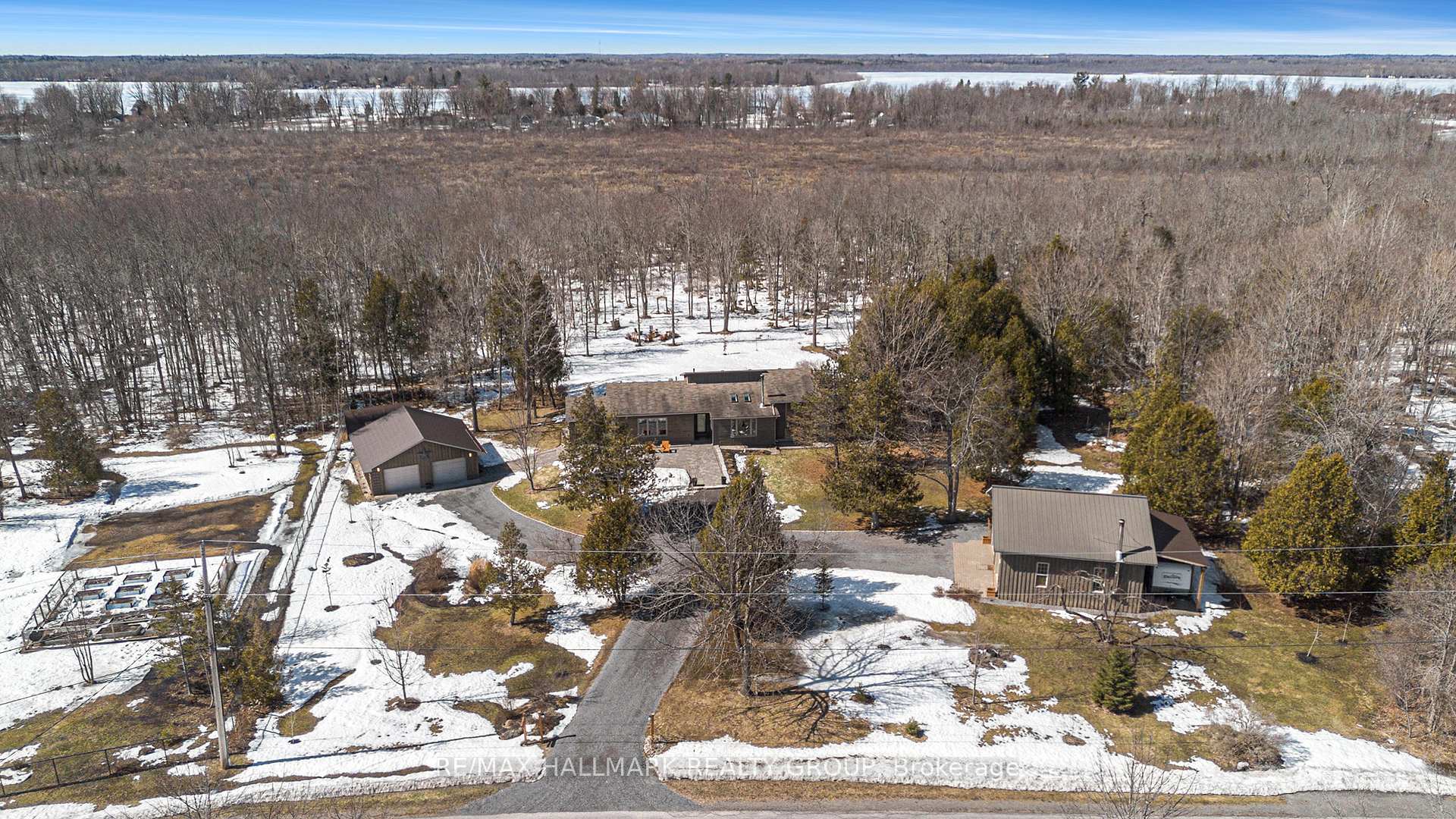 Photo 1 of 250 Bayview Drive, Beckwith, Beckwith Twp — HOMEH