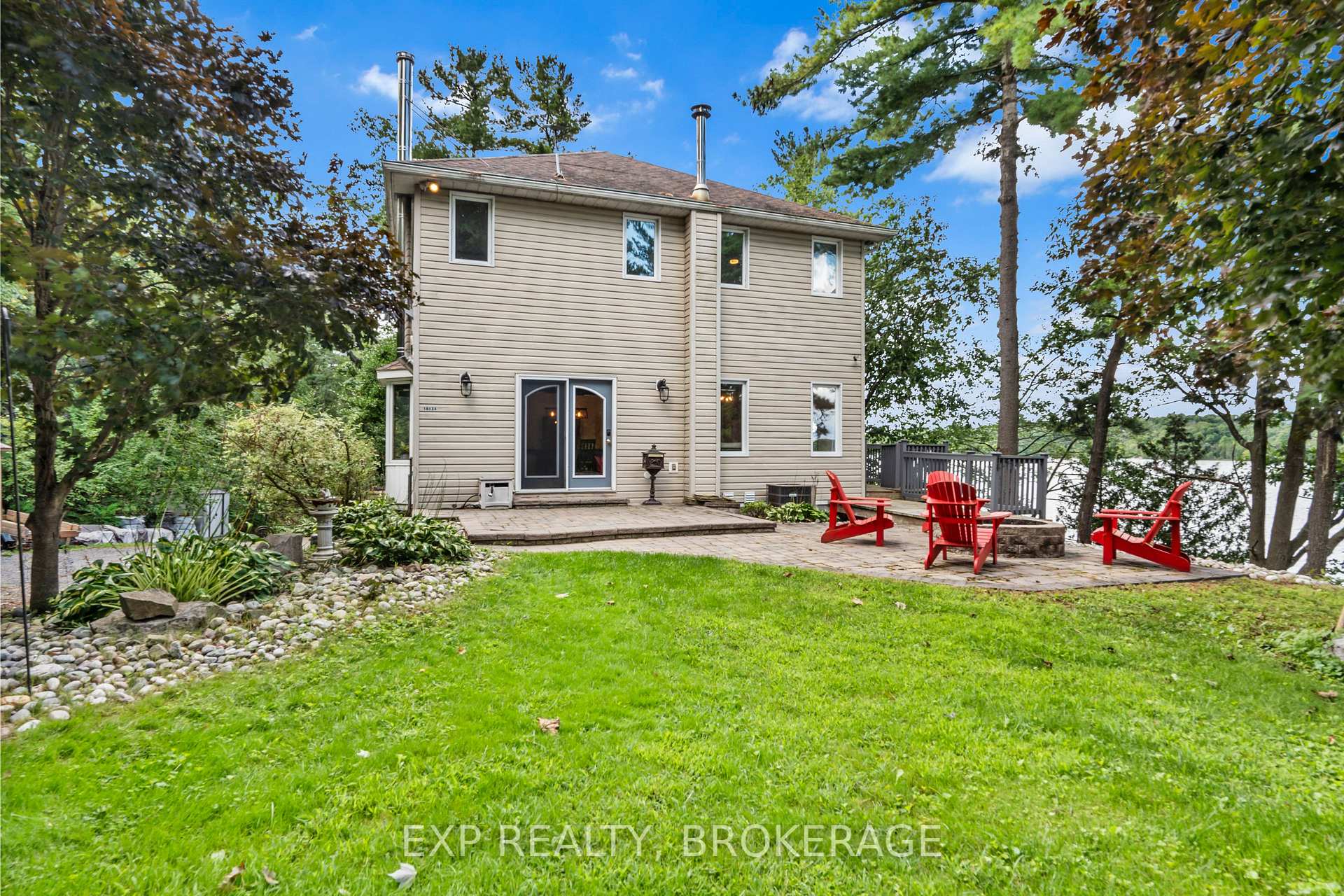 Photo 3 of 1403A Everett Lane, Frontenac, Frontenac South — HOMEH