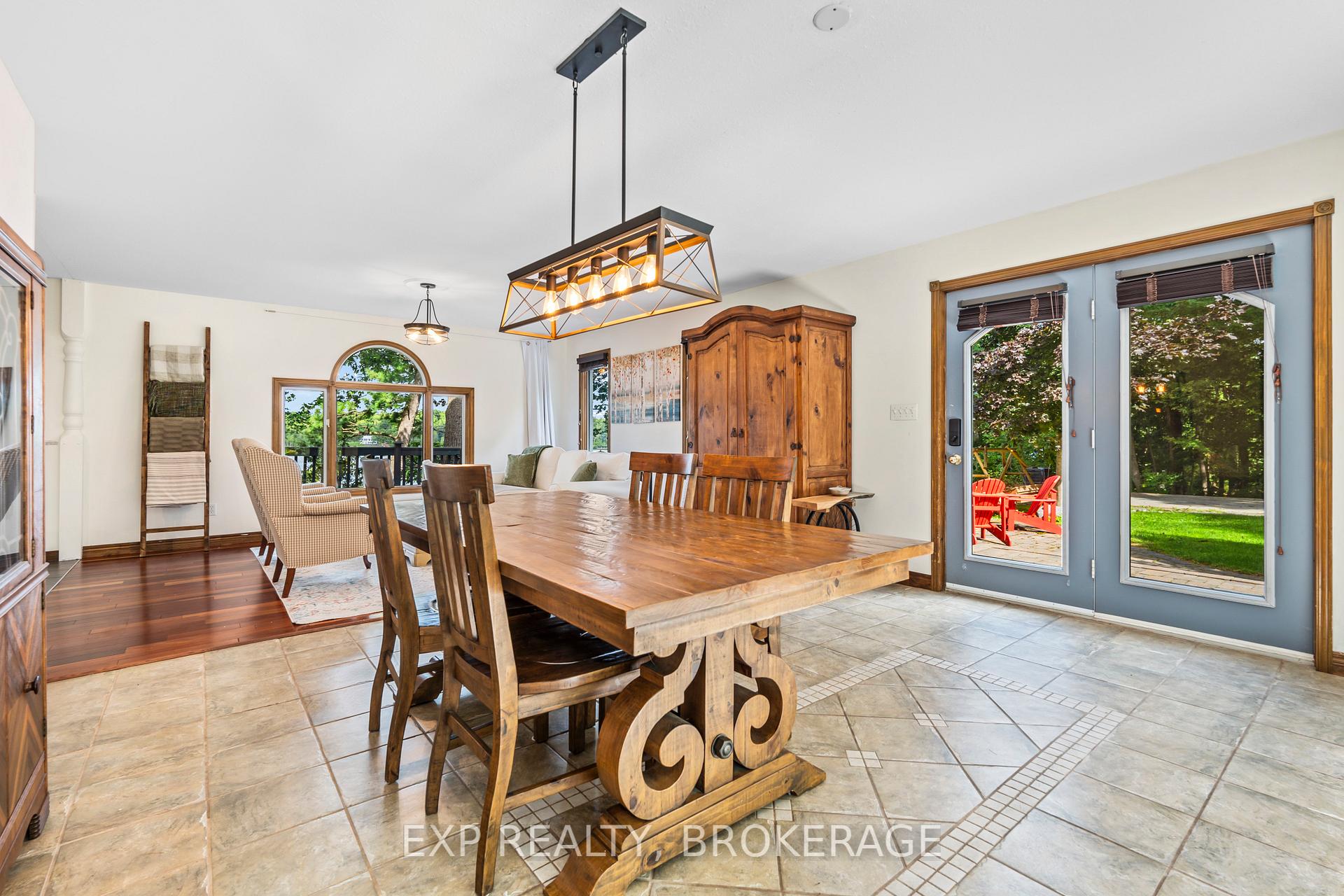Photo 9 of 1403A Everett Lane, Frontenac, Frontenac South — HOMEH