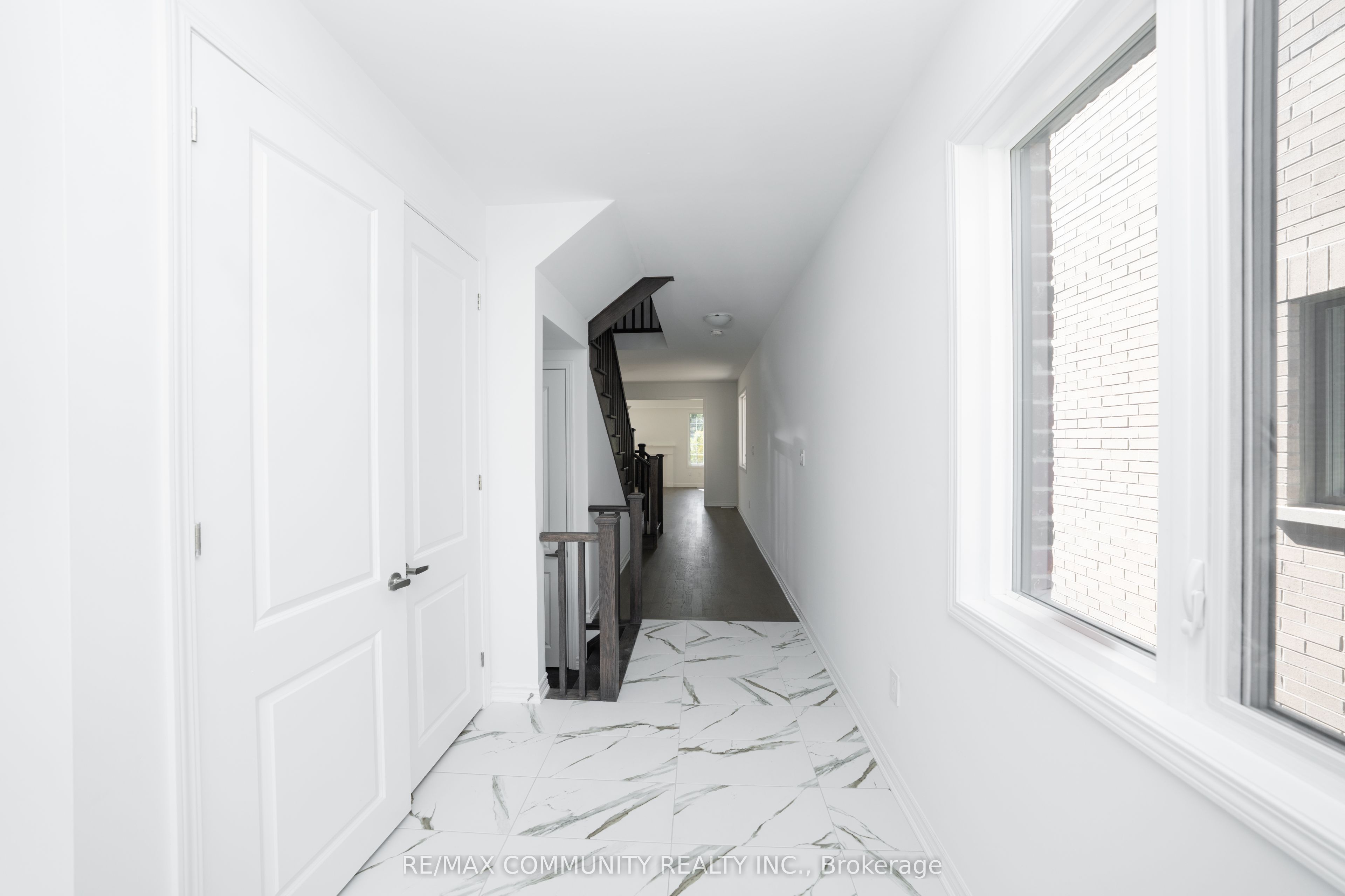 Photo 2 of 3430 Braeside Way, Pickering, Rural Pickering — HOMEH