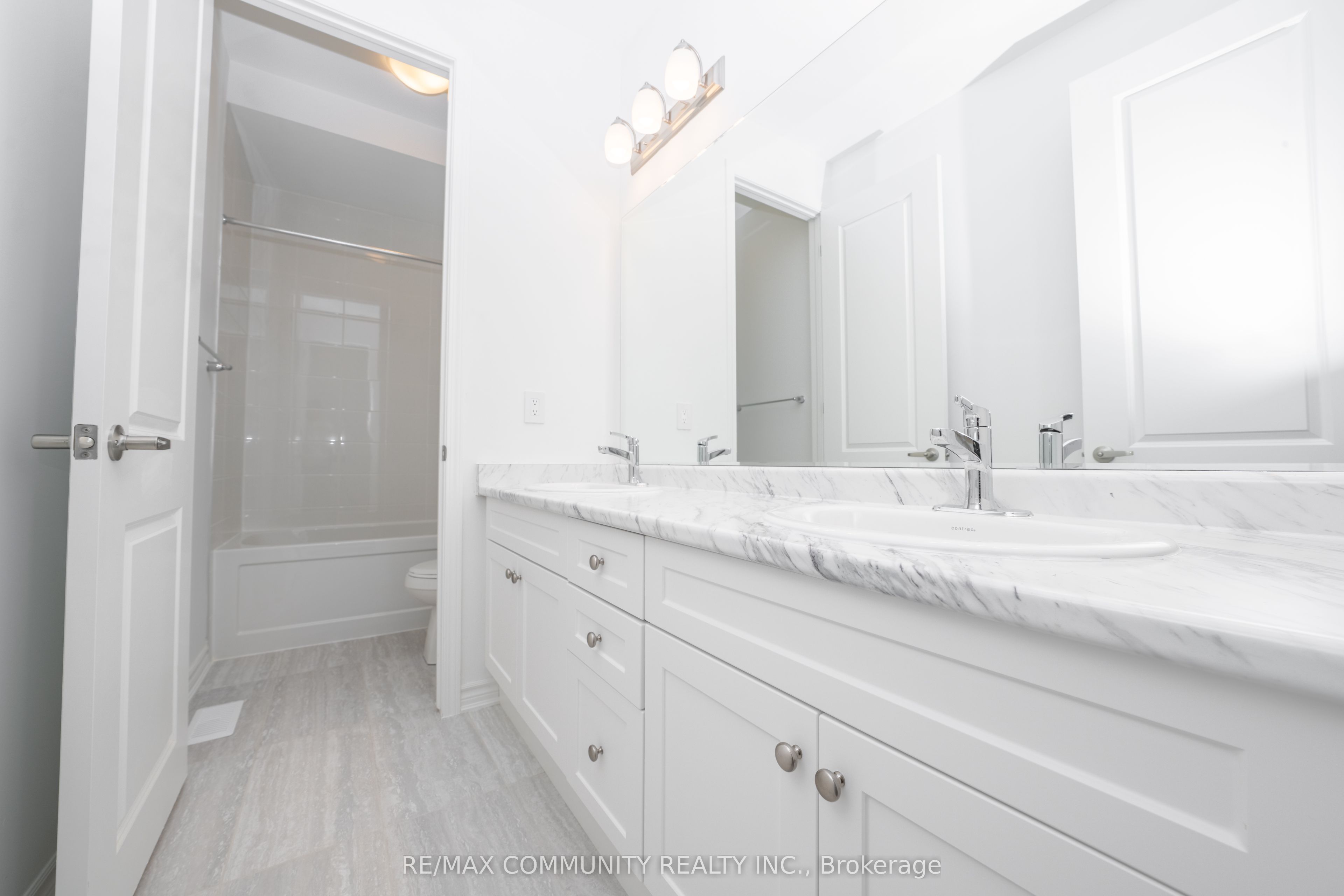Photo 58 of 3430 Braeside Way, Pickering, Rural Pickering — HOMEH