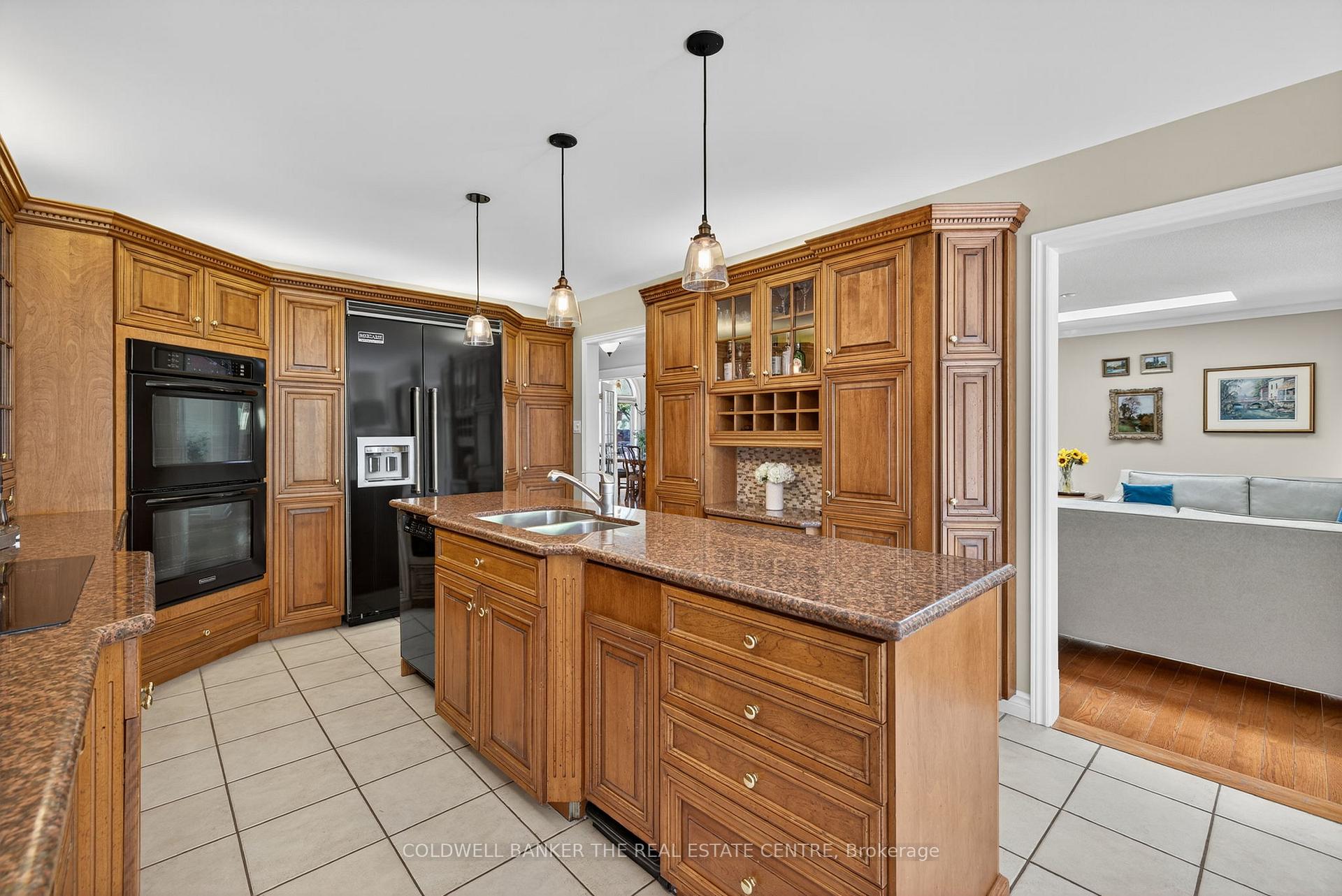 Photo 11 of 6 Falling Leaf Court, Aurora, Hills of St Andrew — HOMEH
