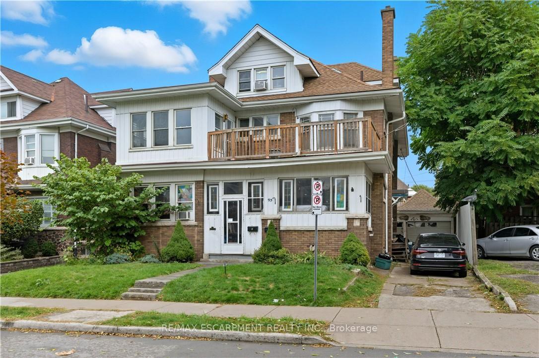 Photo 4 of 93 Barnesdale Boulevard, Hamilton, Stipley — HOMEH