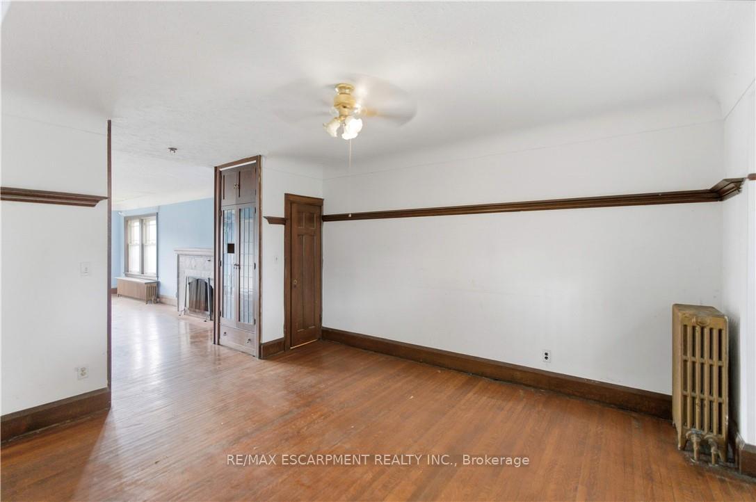 Photo 13 of 93 Barnesdale Boulevard, Hamilton, Stipley — HOMEH