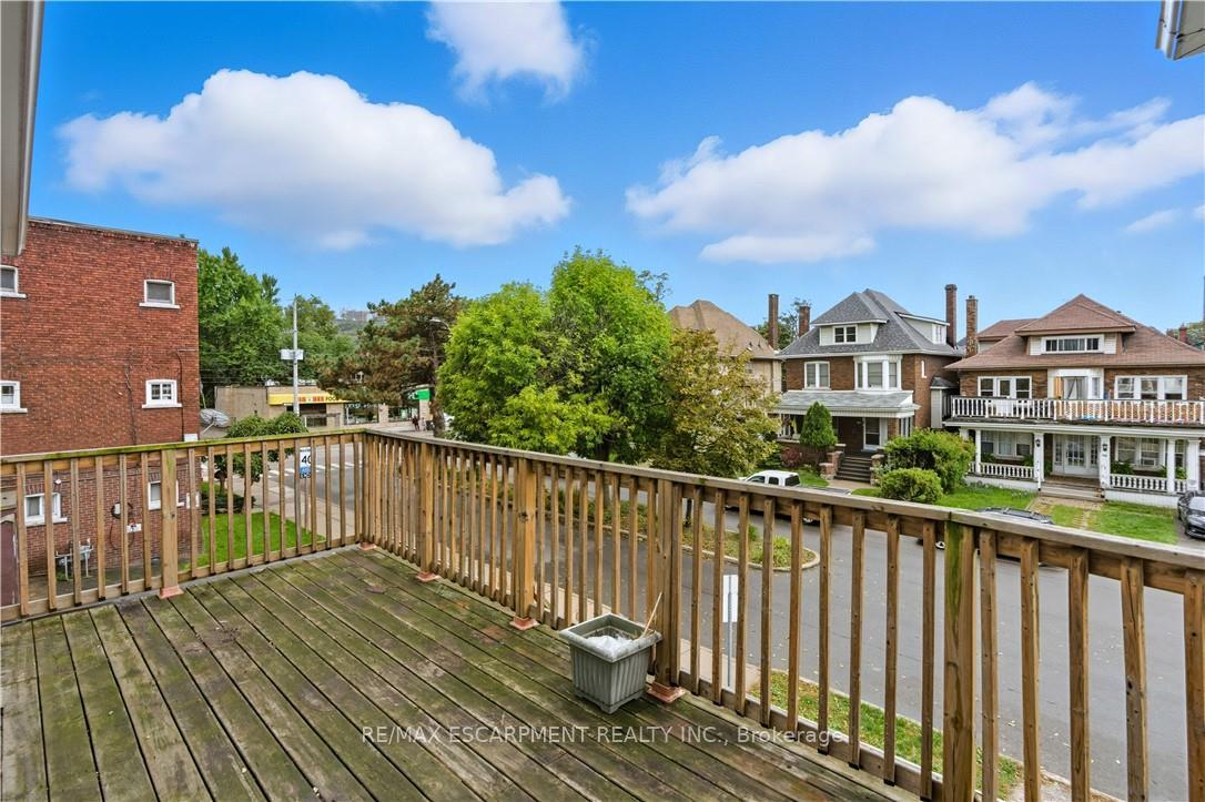 Photo 25 of 93 Barnesdale Boulevard, Hamilton, Stipley — HOMEH
