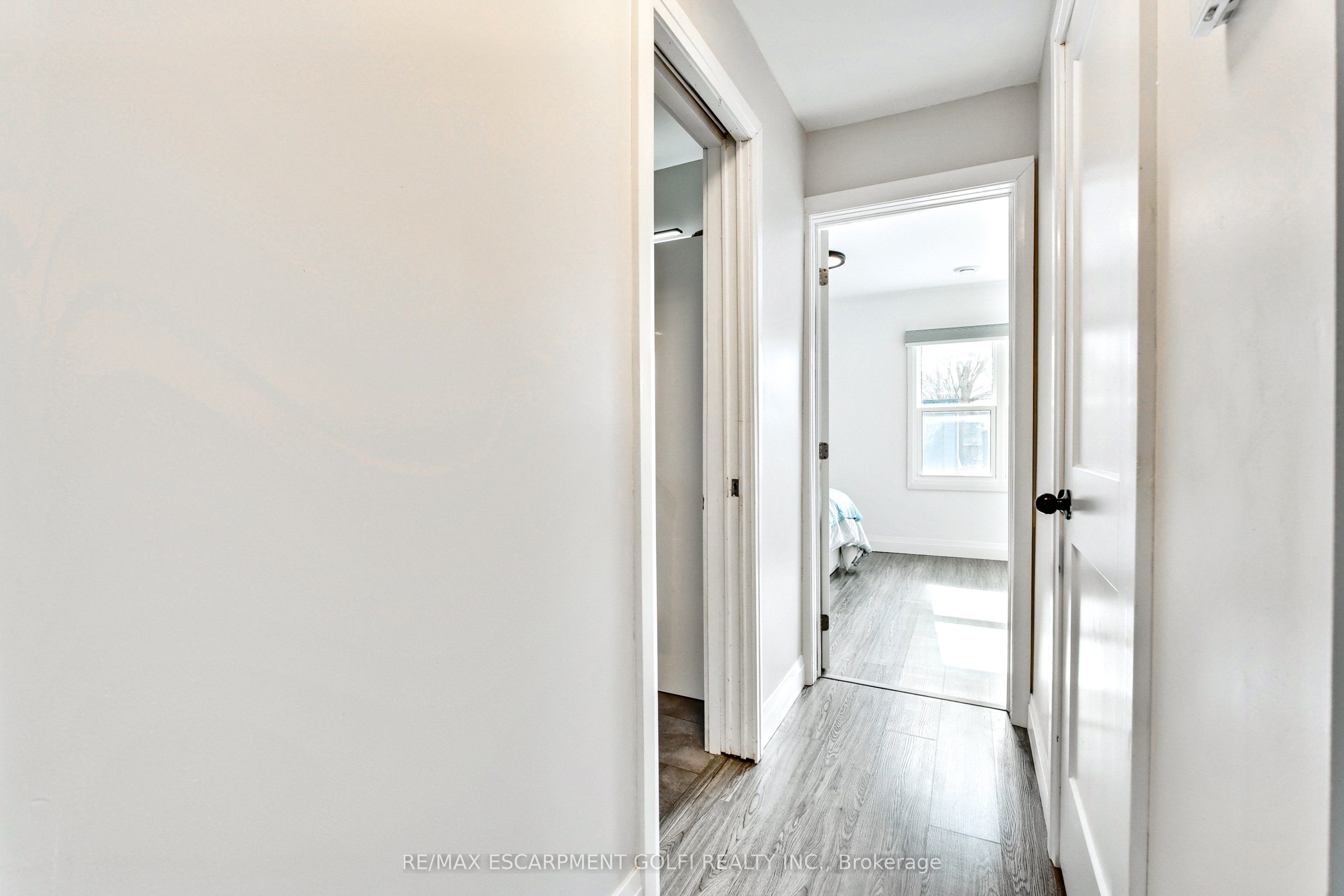 Photo 50 of 27 Grapeview Drive, St. Catharines, Grapeview — HOMEH