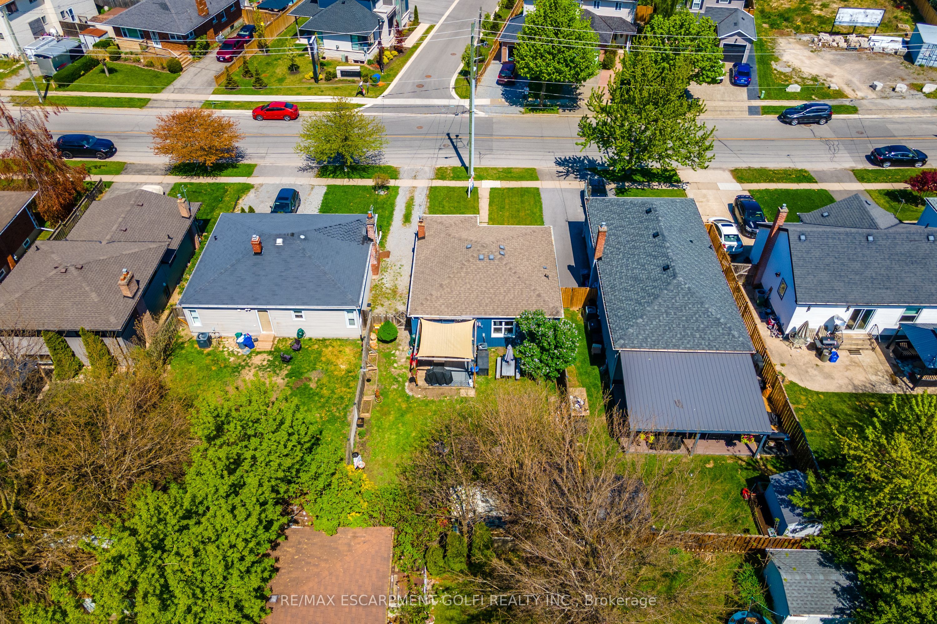 Photo 71 of 27 Grapeview Drive, St. Catharines, Grapeview — HOMEH