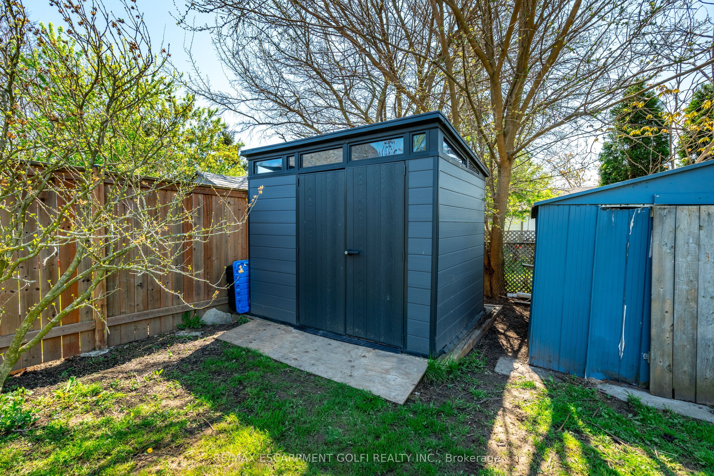 Photo 64 of 27 Grapeview Drive, St. Catharines, Grapeview — HOMEH