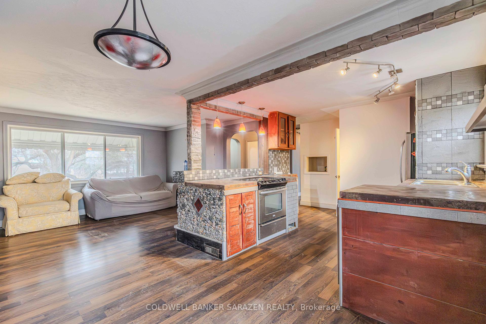 Photo 6 of 309 River Road, Ottawa, Cedardale — HOMEH