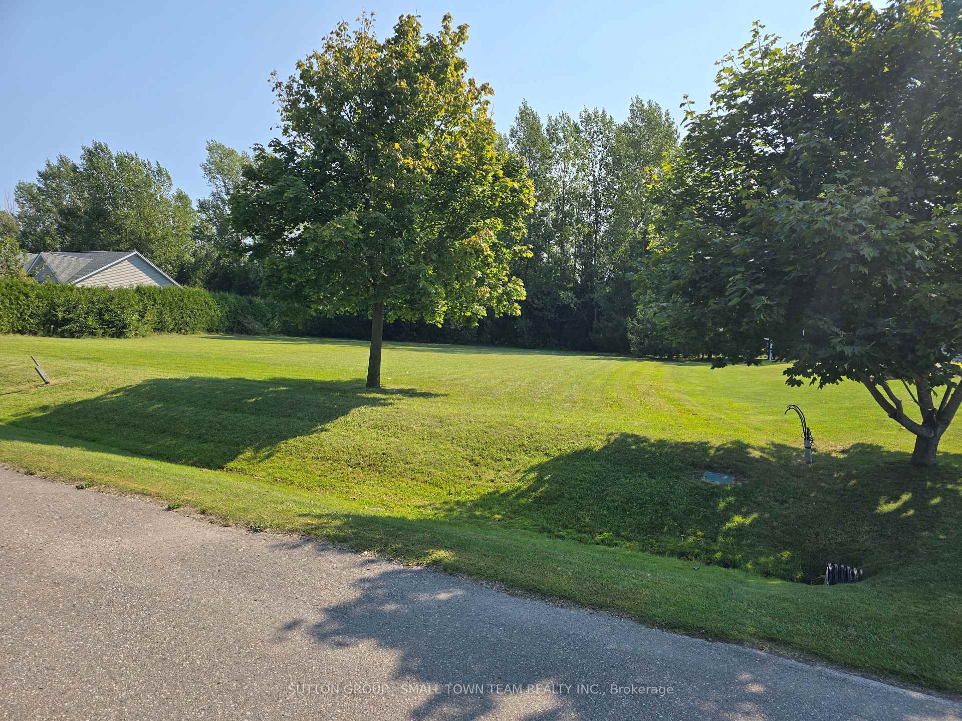 Photo 5 of 71817 Sundridge Crescent, Bluewater, Hay — HOMEH