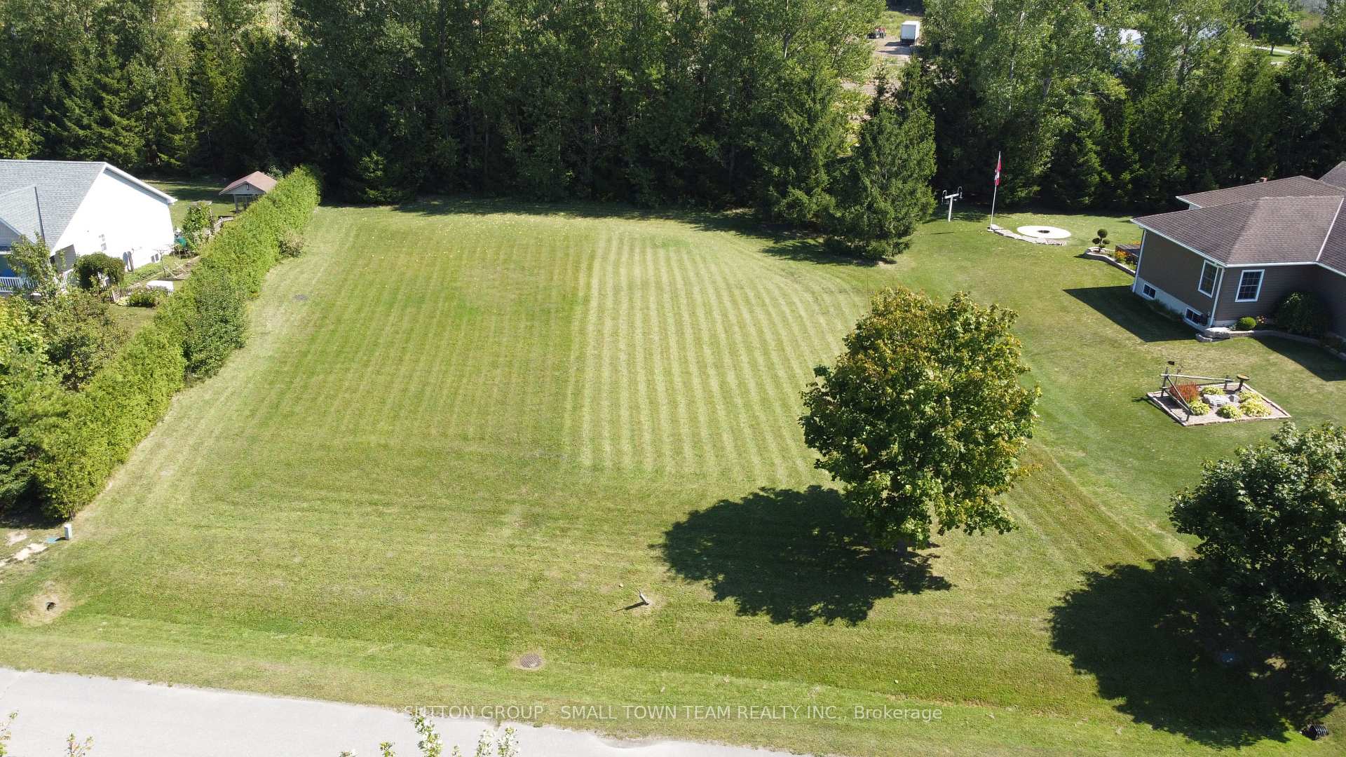 Photo 29 of 71817 Sundridge Crescent, Bluewater, Hay — HOMEH