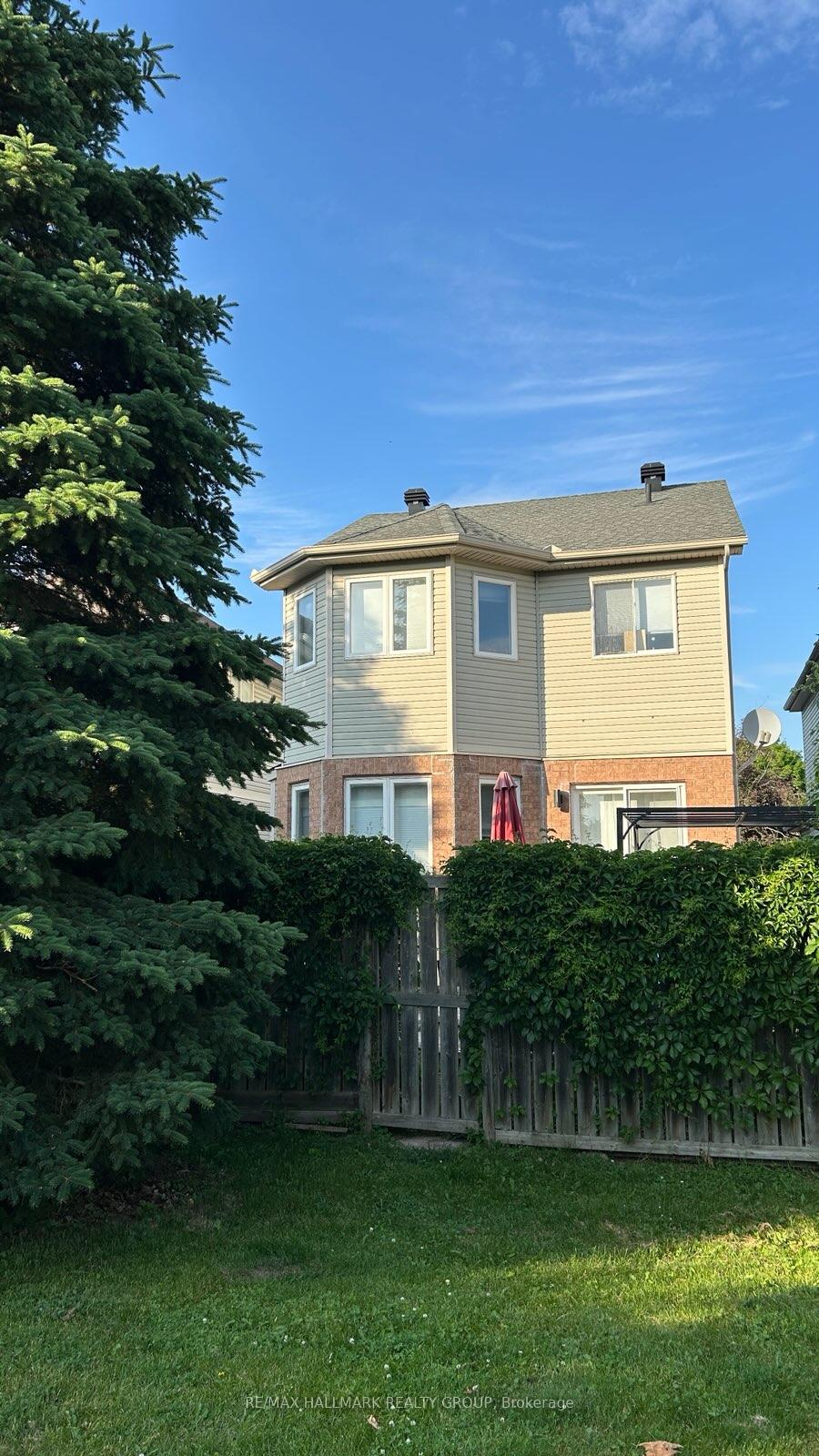 Photo 29 of 16 Whitestone Drive, Ottawa, Central Park — HOMEH