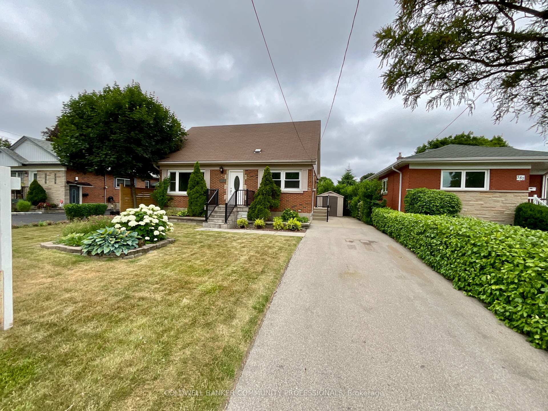 Photo 1 of 384 Upper Kenilworth Avenue, Hamilton, Huntington — HOMEH