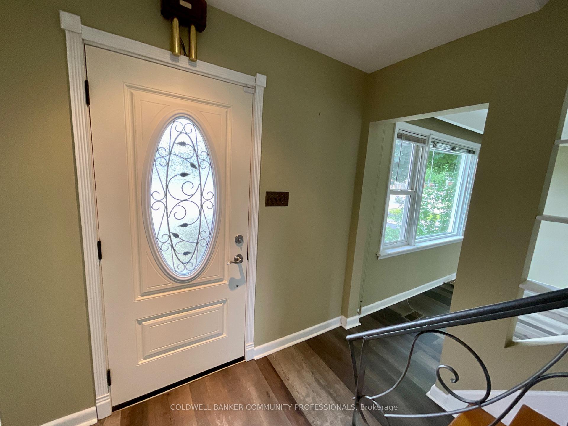 Photo 7 of 384 Upper Kenilworth Avenue, Hamilton, Huntington — HOMEH