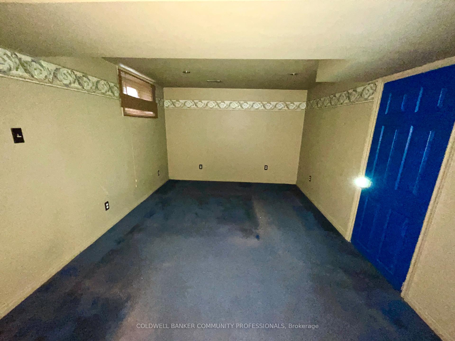 Photo 22 of 384 Upper Kenilworth Avenue, Hamilton, Huntington — HOMEH