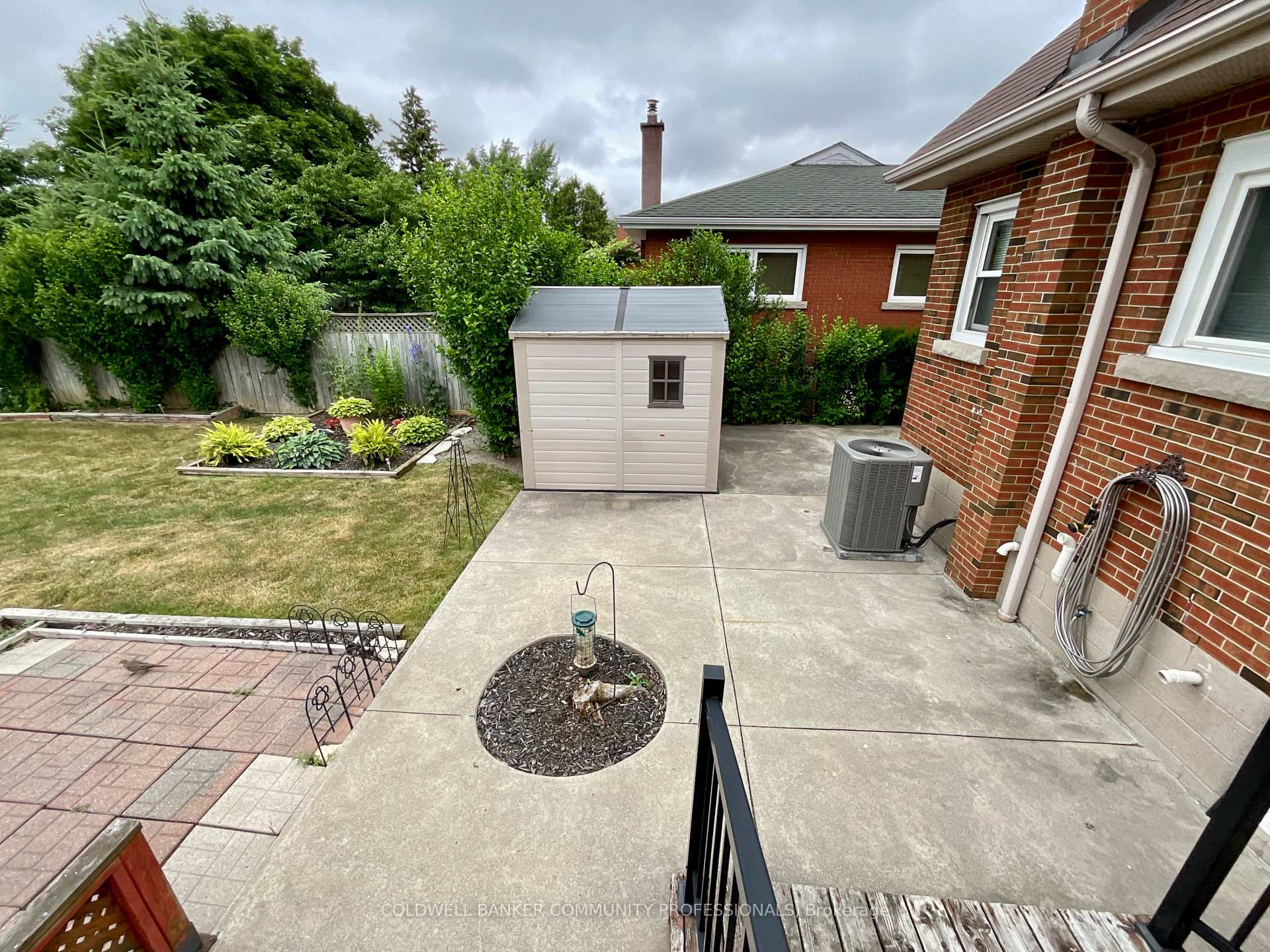 Photo 29 of 384 Upper Kenilworth Avenue, Hamilton, Huntington — HOMEH