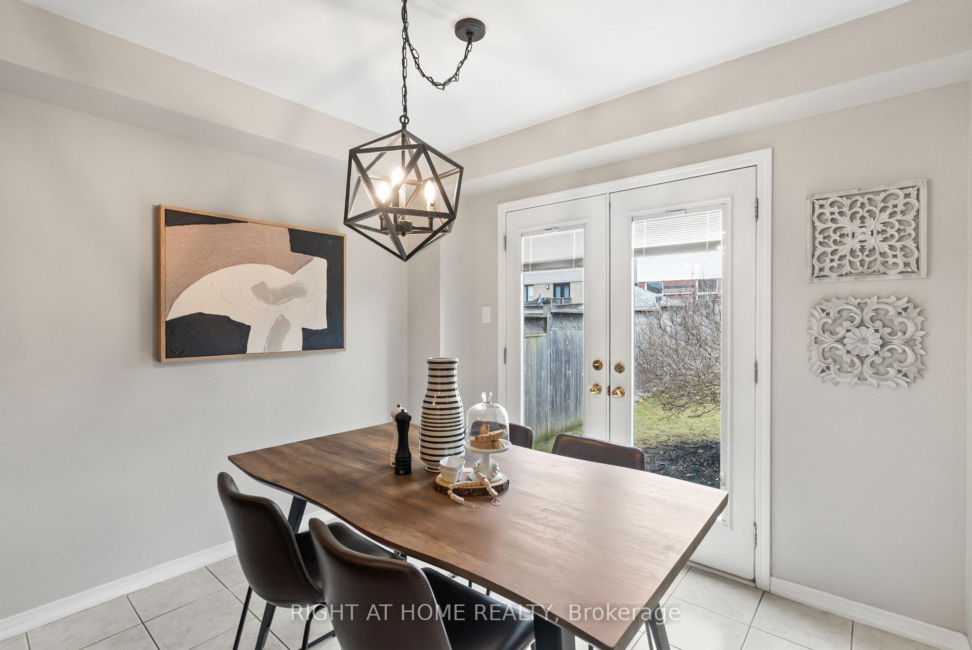 Photo 9 of 179 Courvier Crescent, Clarington, Bowmanville — HOMEH