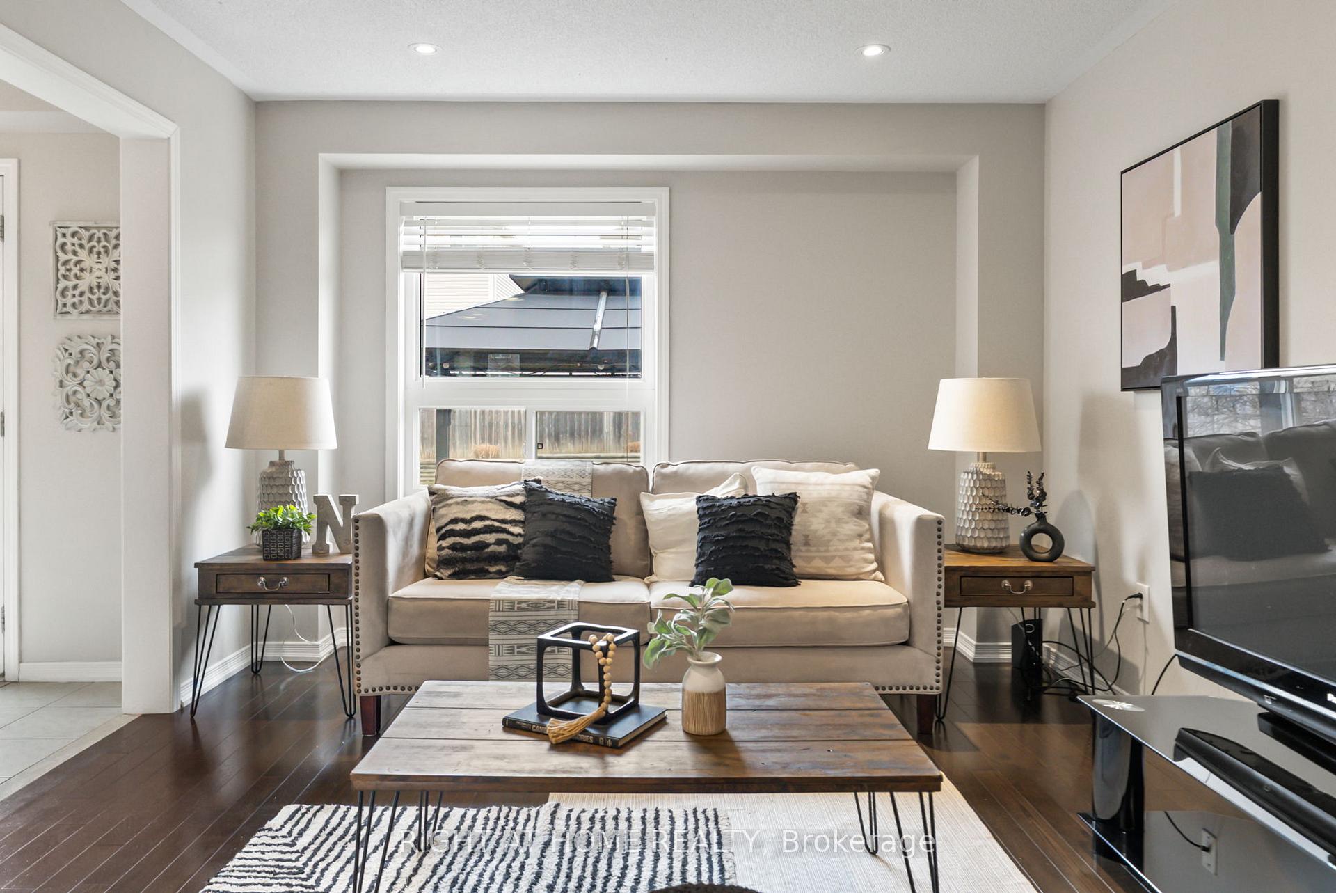 Photo 16 of 179 Courvier Crescent, Clarington, Bowmanville — HOMEH